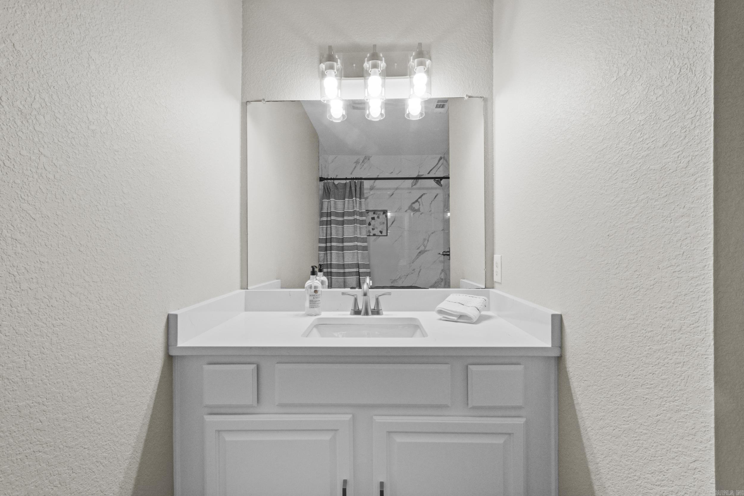 OAKLAND PARK - Residential