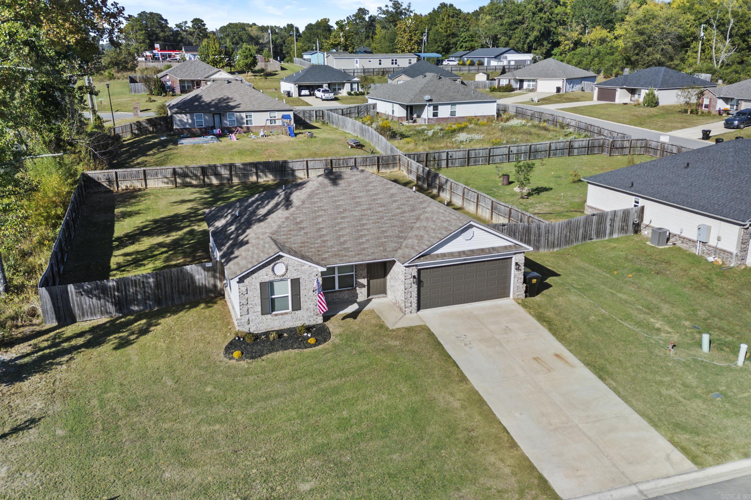 OAKLAND PARK - Residential