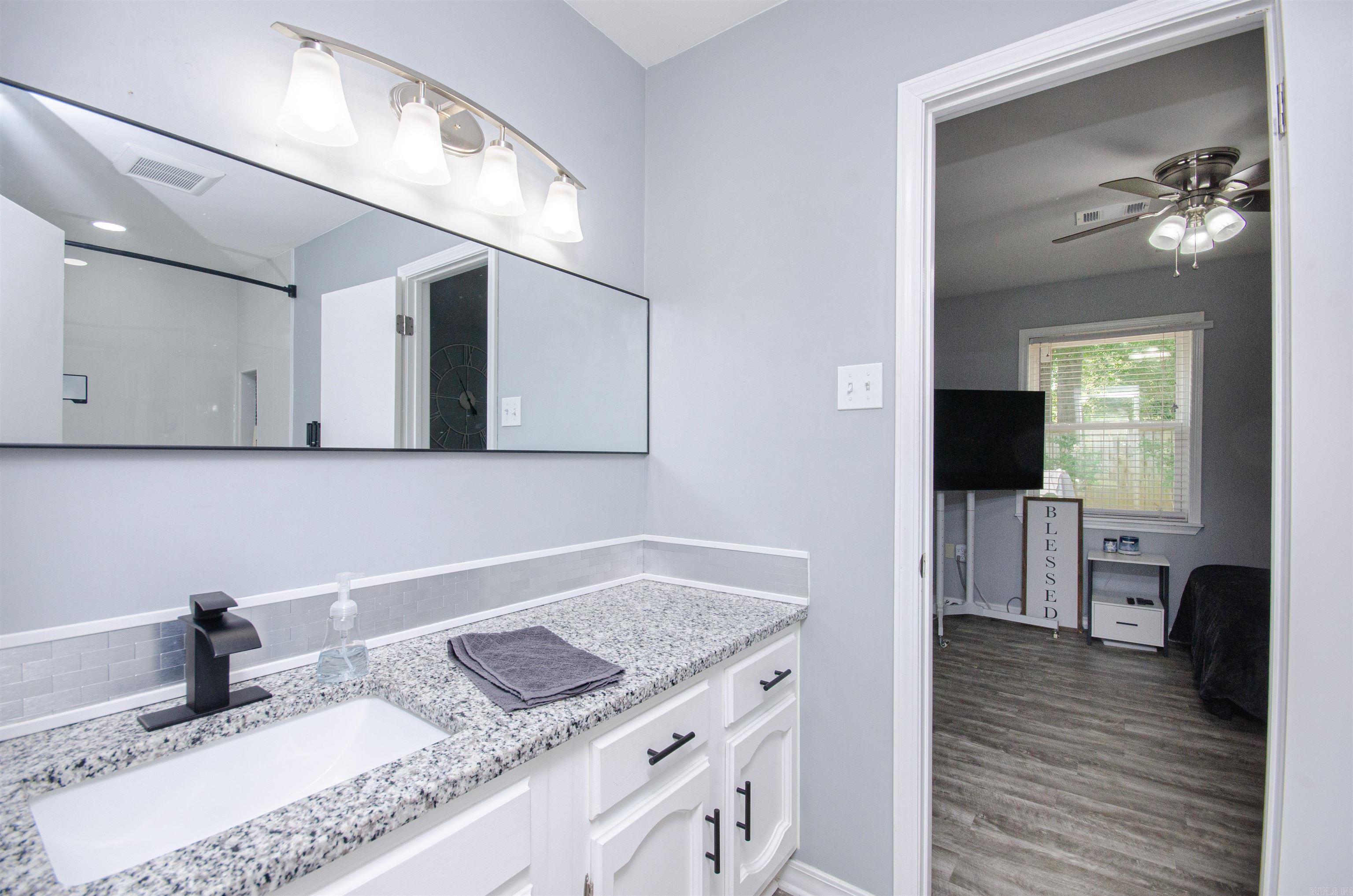 BAINBRIDGE - Residential