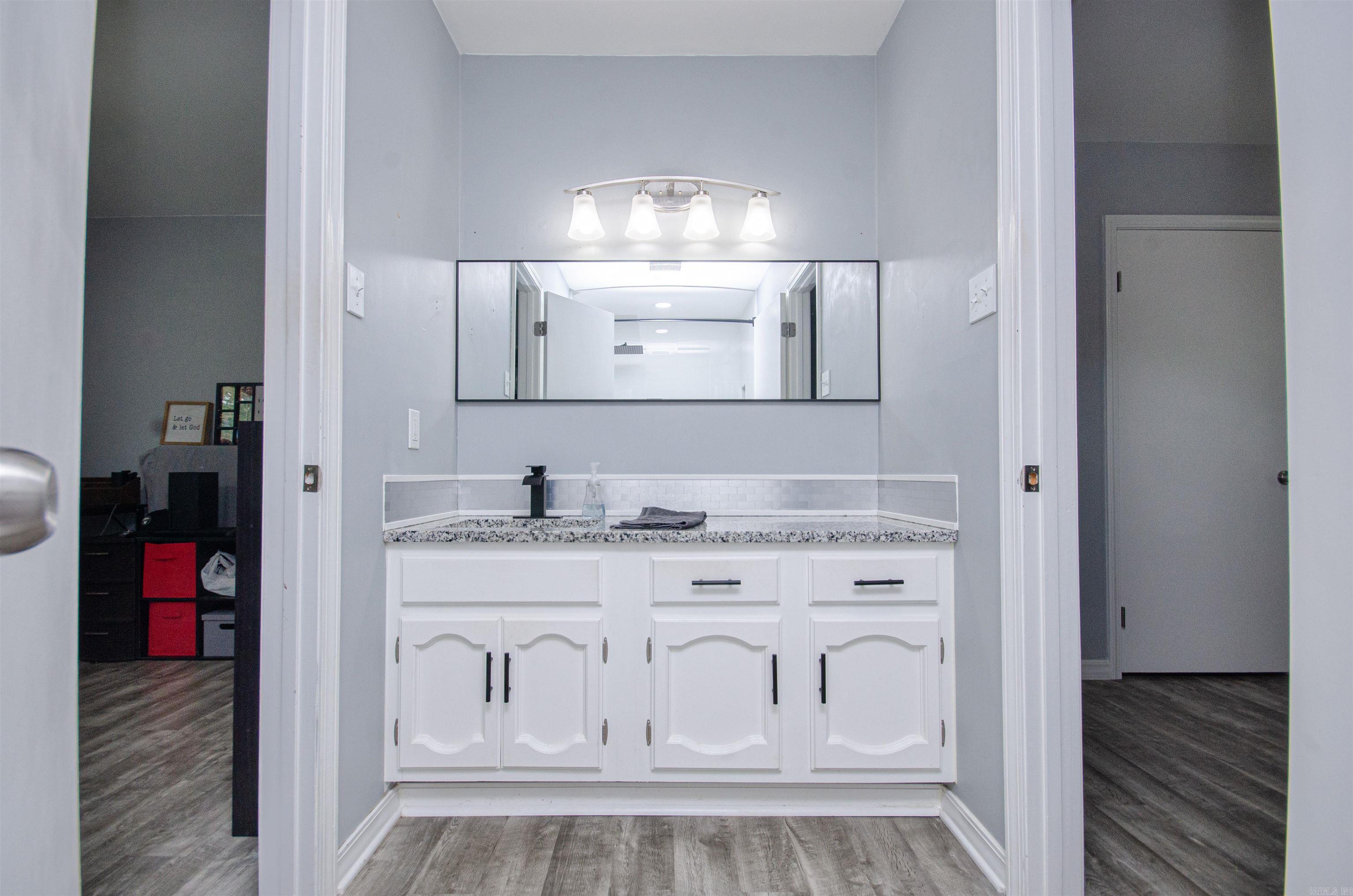 BAINBRIDGE - Residential