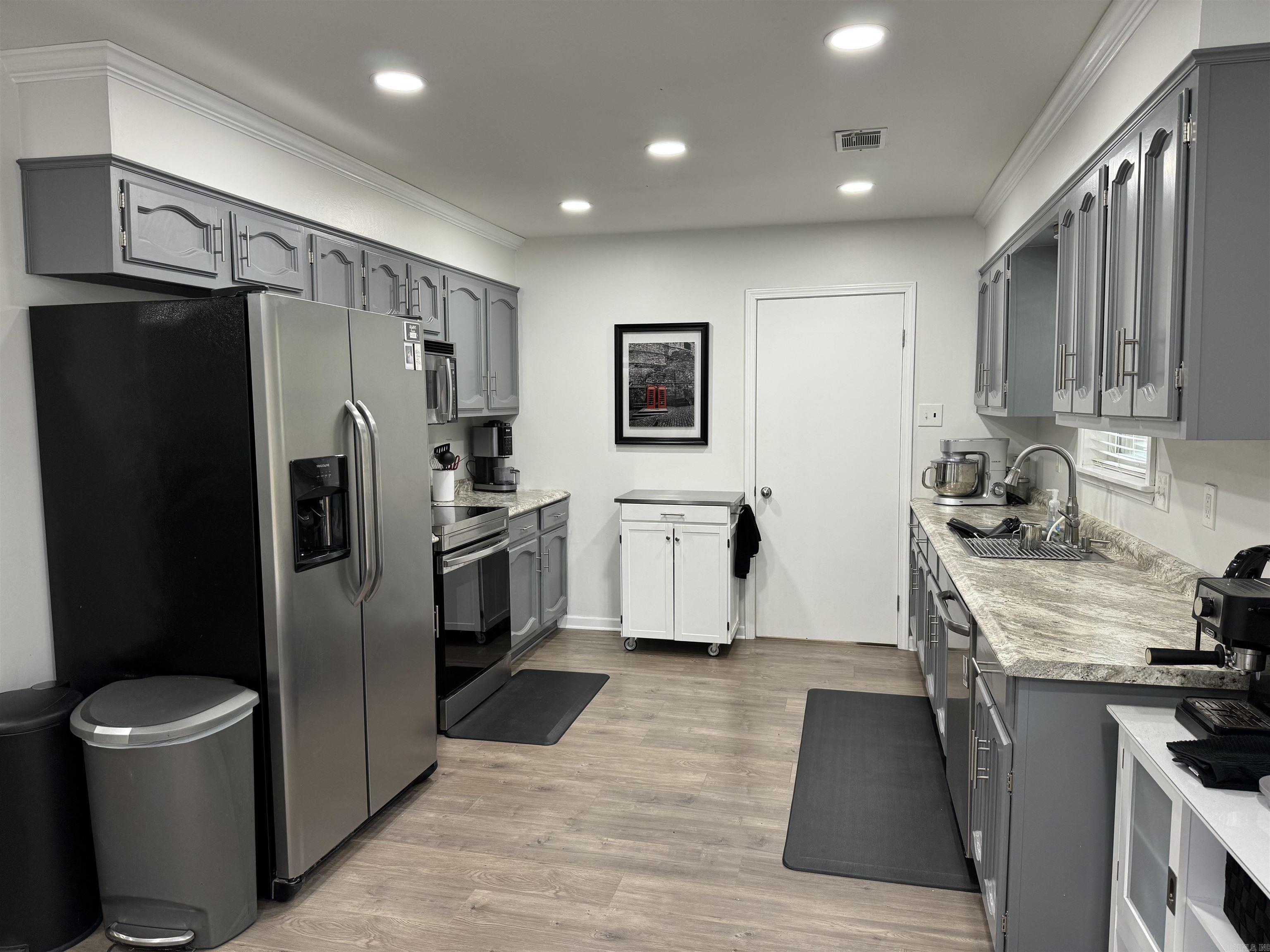 BAINBRIDGE - Residential