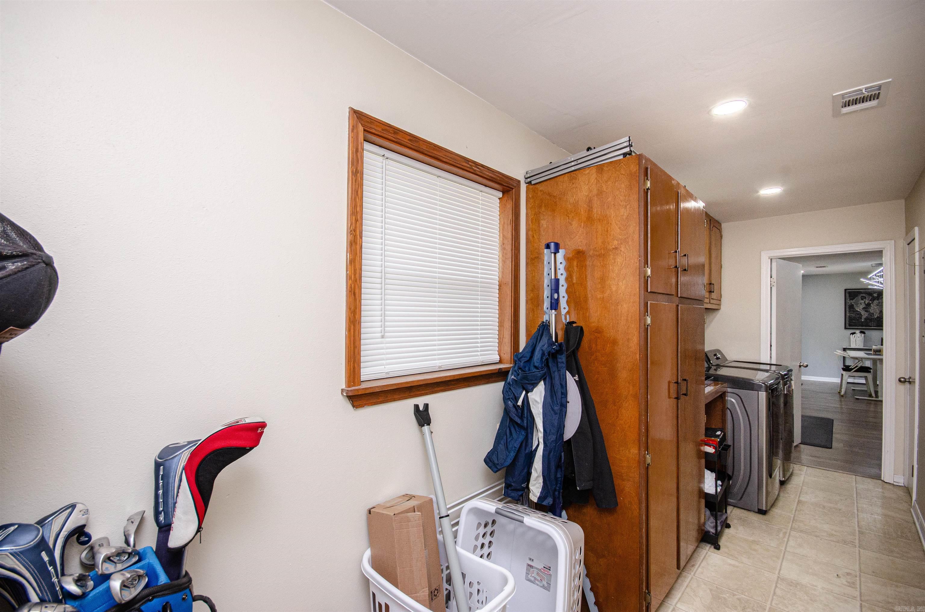 BAINBRIDGE - Residential