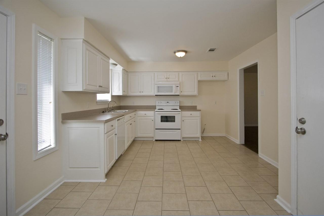 SANDALWOOD - Residential