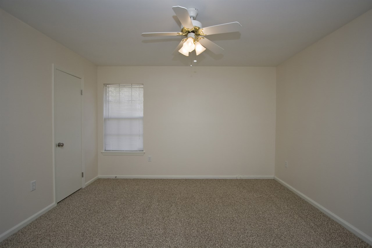 SANDALWOOD - Residential