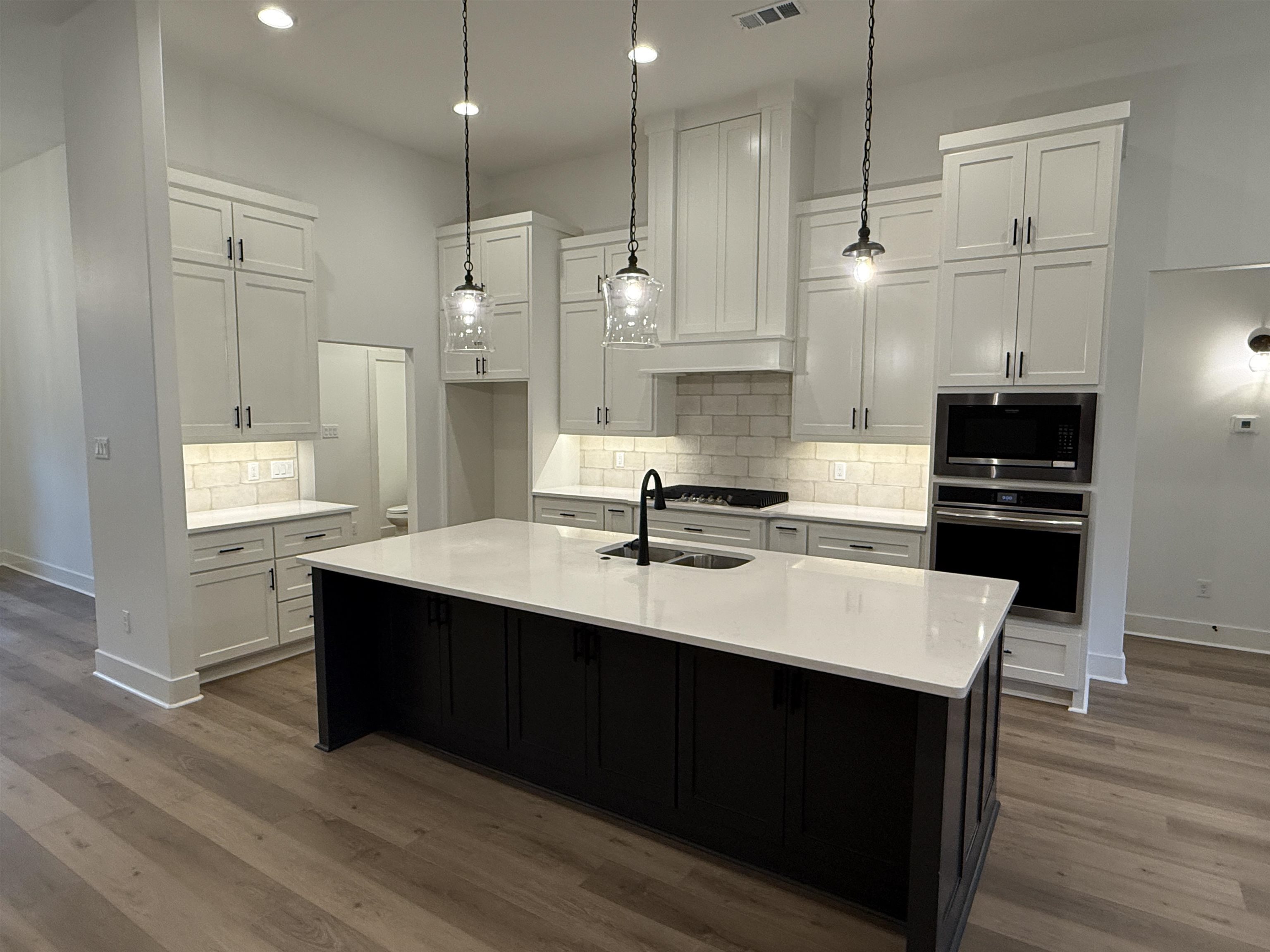 MILLERS GLENN - Residential