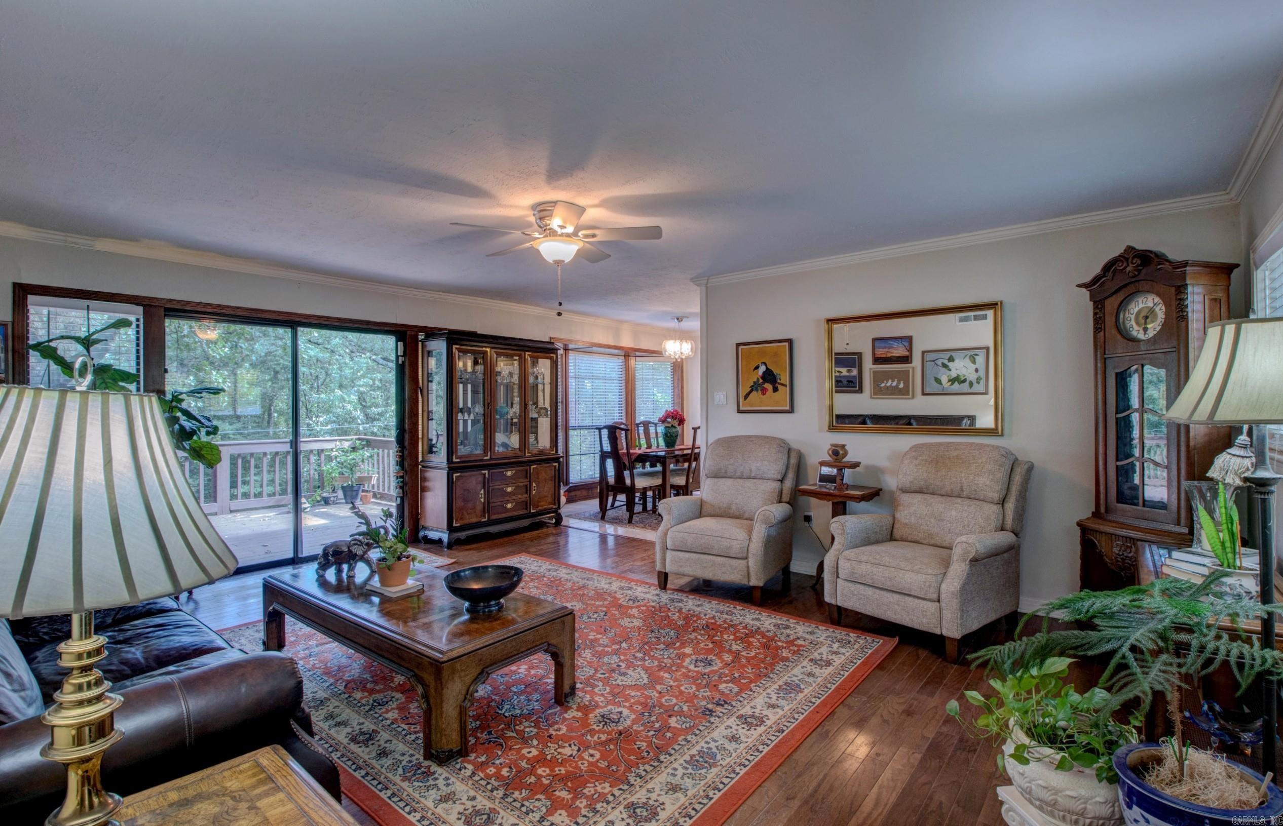 KINGWOOD PLACE - Residential