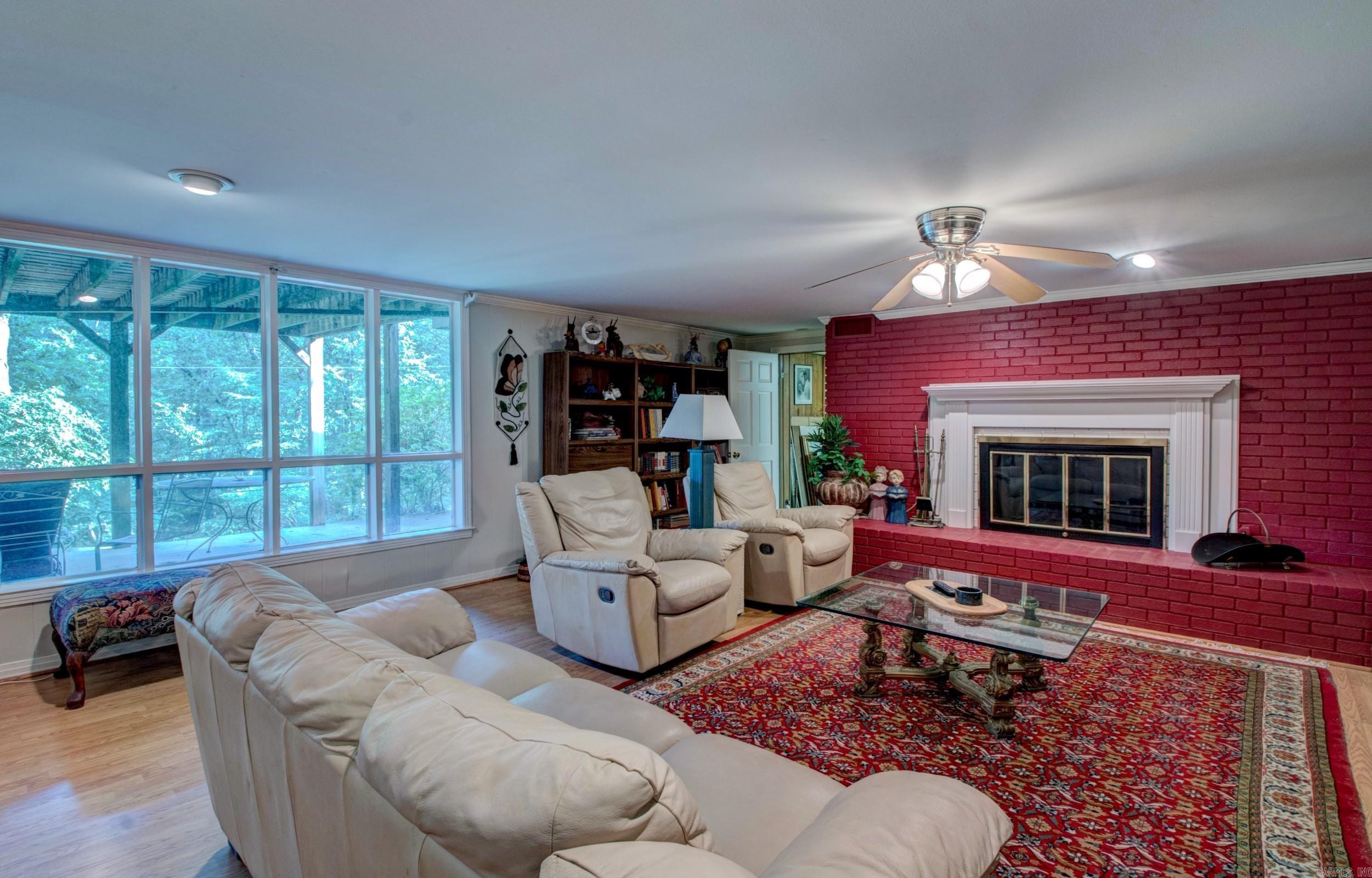 KINGWOOD PLACE - Residential