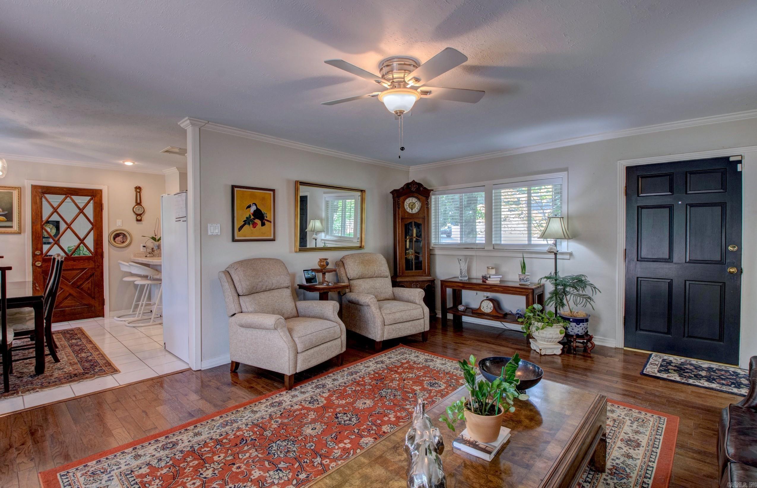 KINGWOOD PLACE - Residential