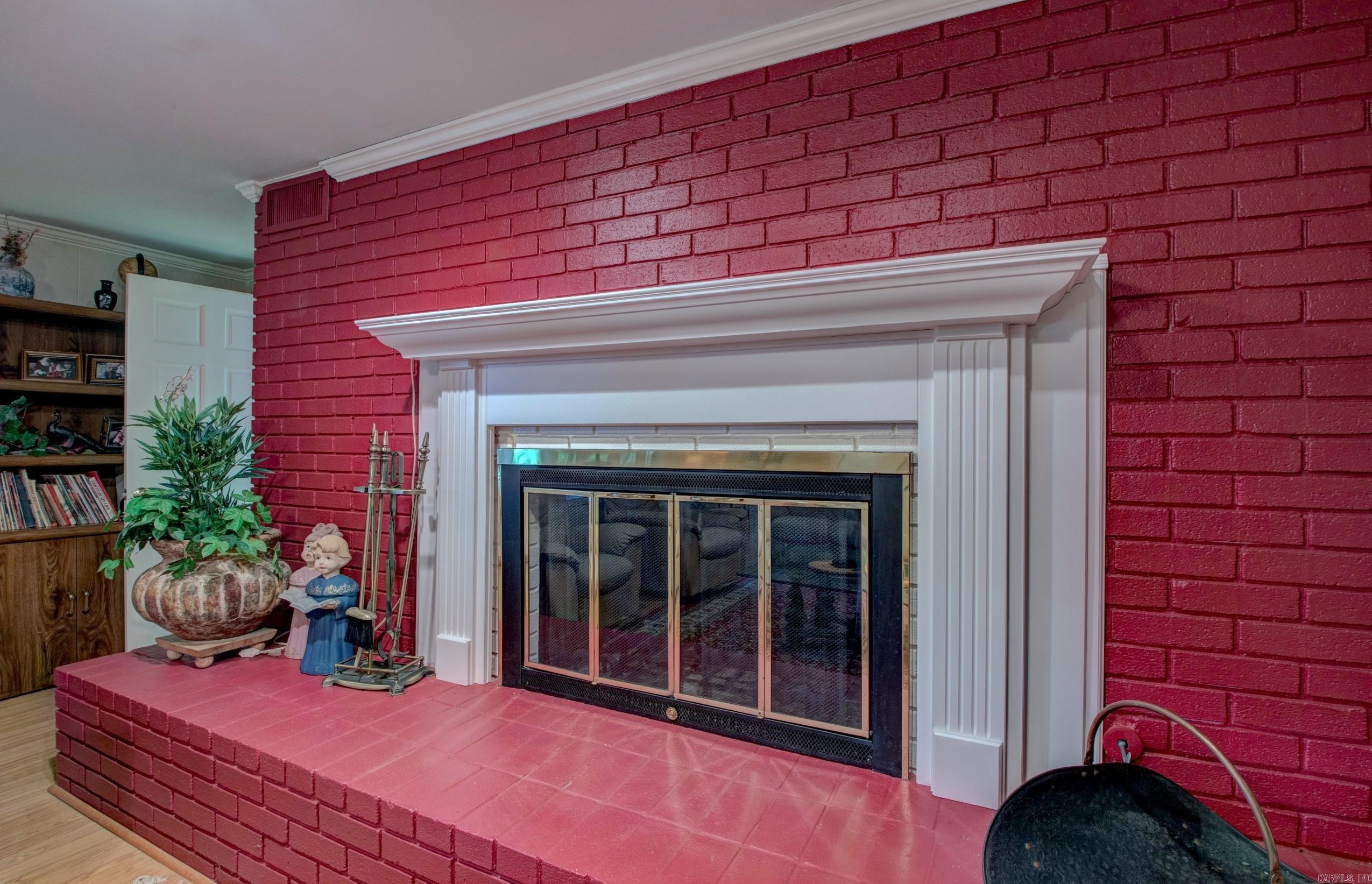 KINGWOOD PLACE - Residential