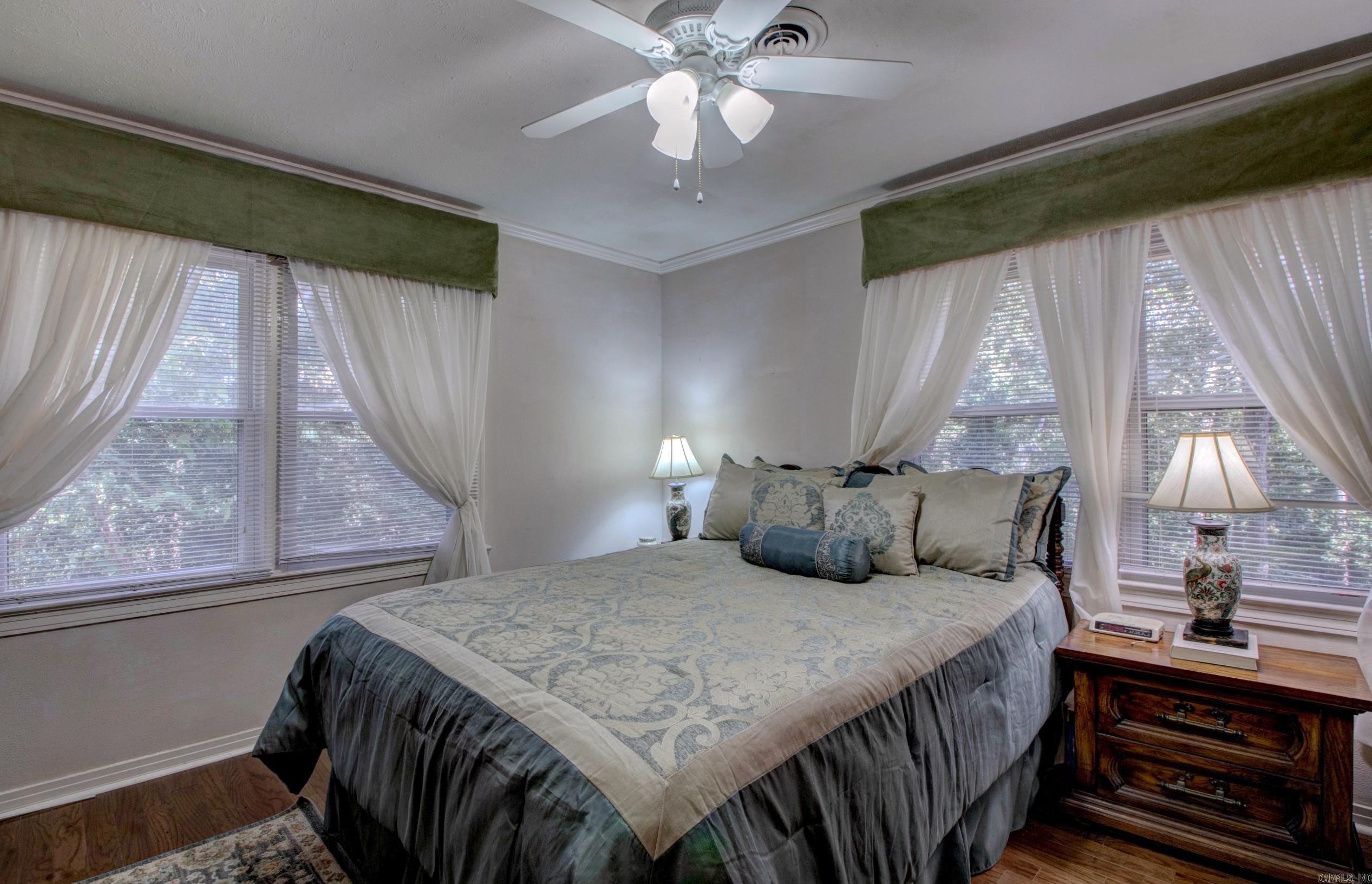 KINGWOOD PLACE - Residential