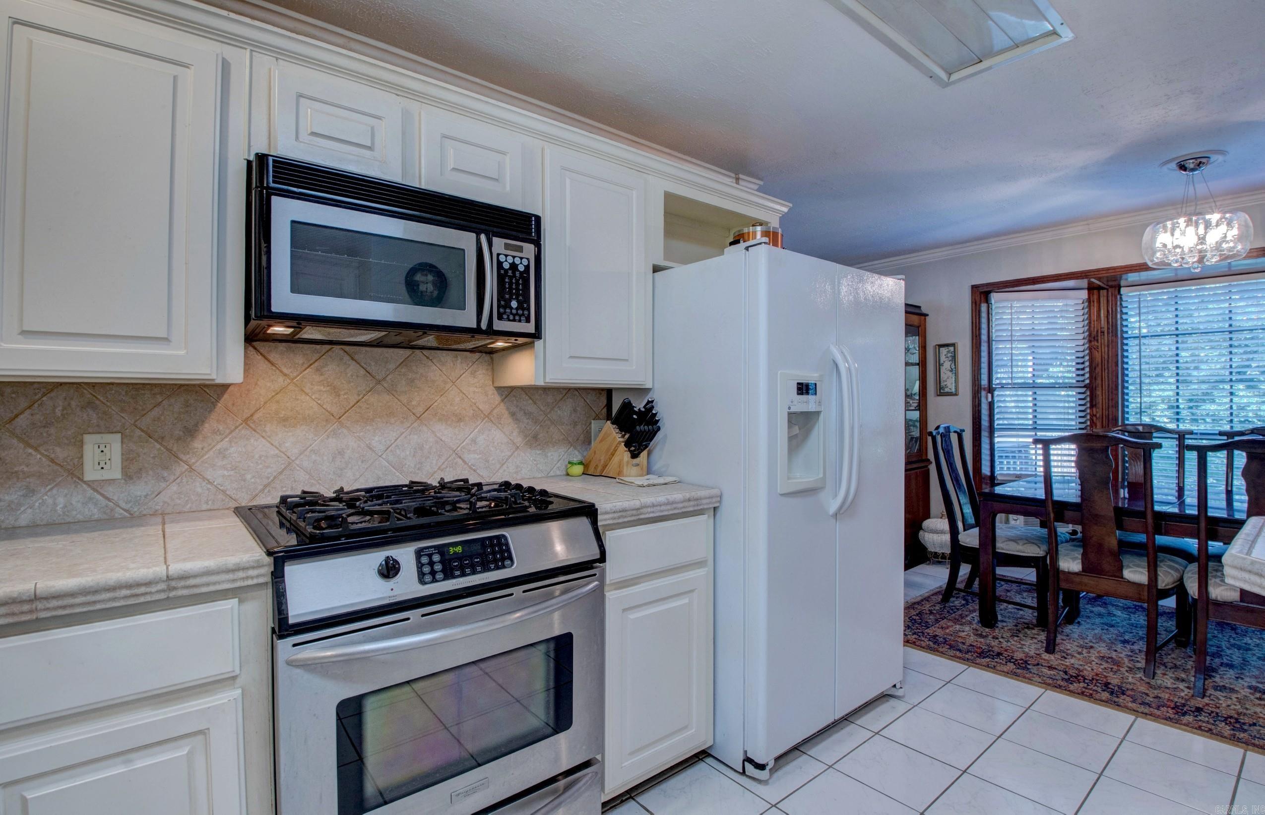 KINGWOOD PLACE - Residential