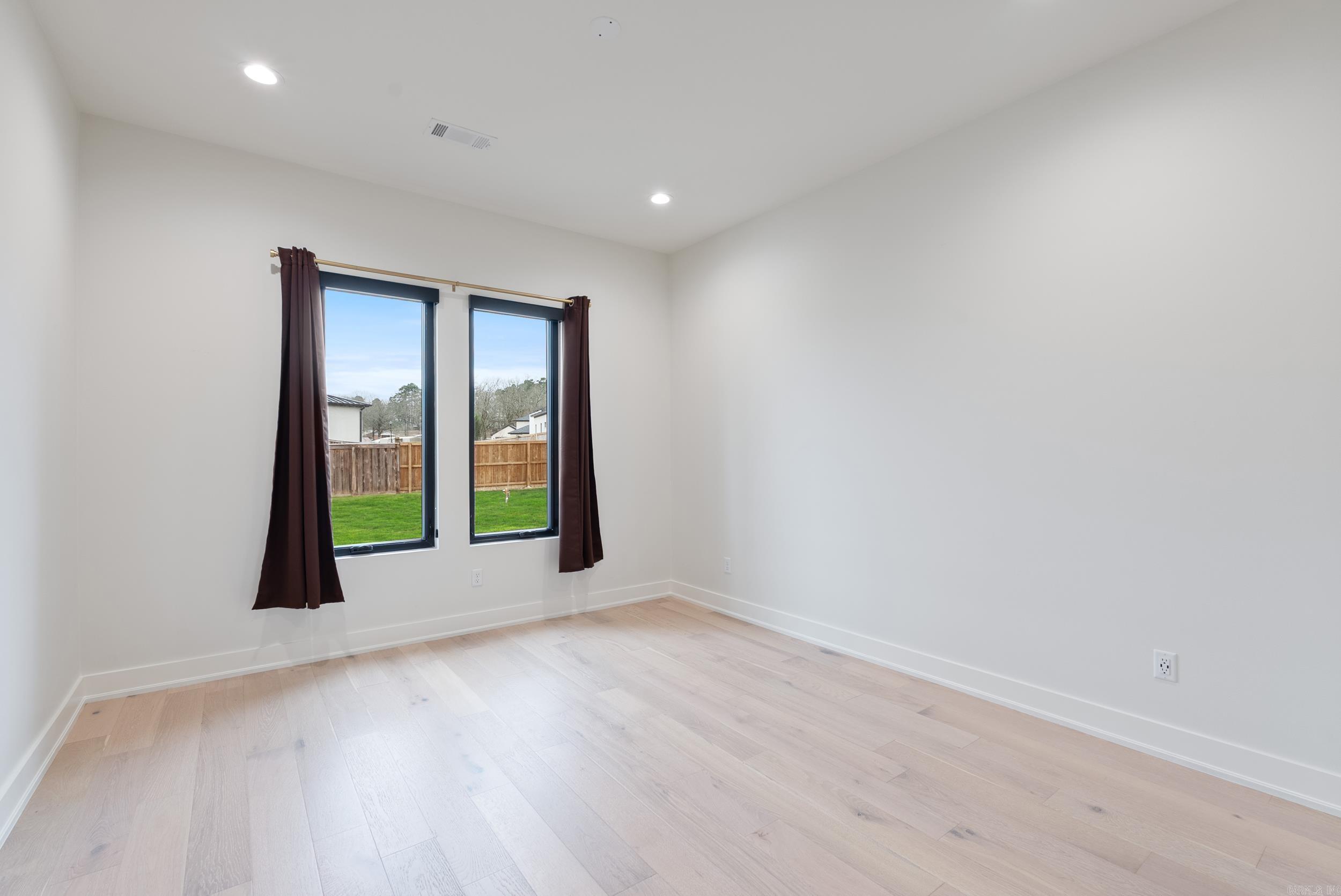 WEST LAKE VILLAGE - Residential