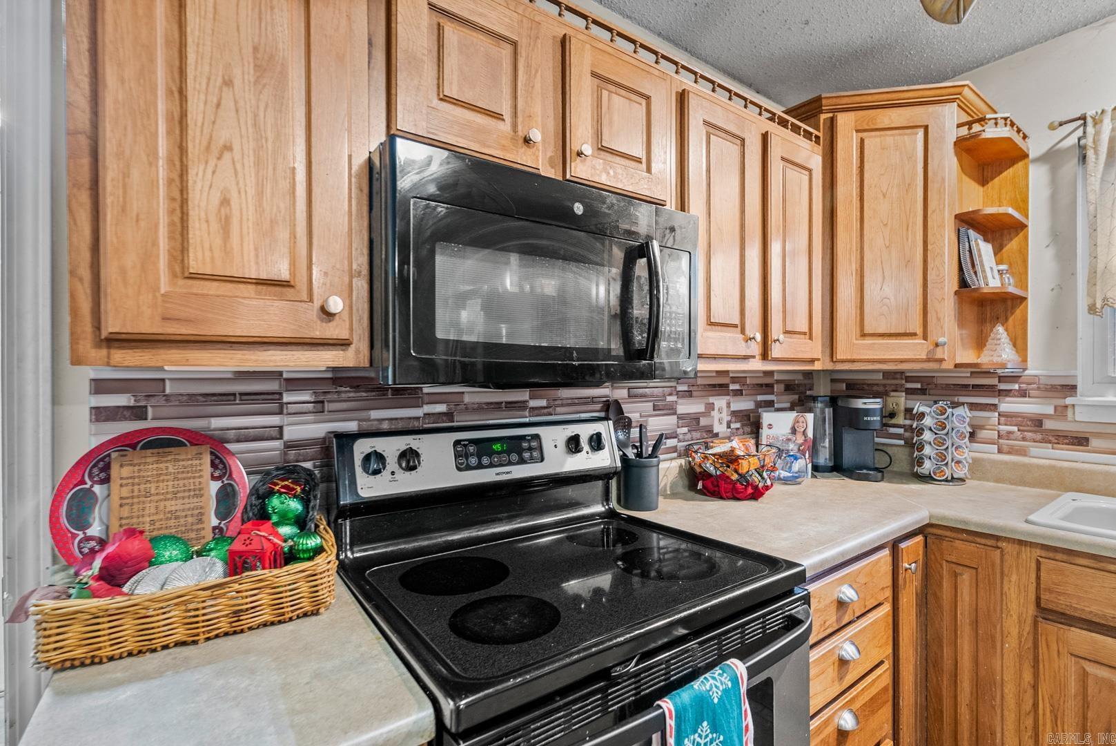 CRYSTAL VALLEY MANOR - Residential