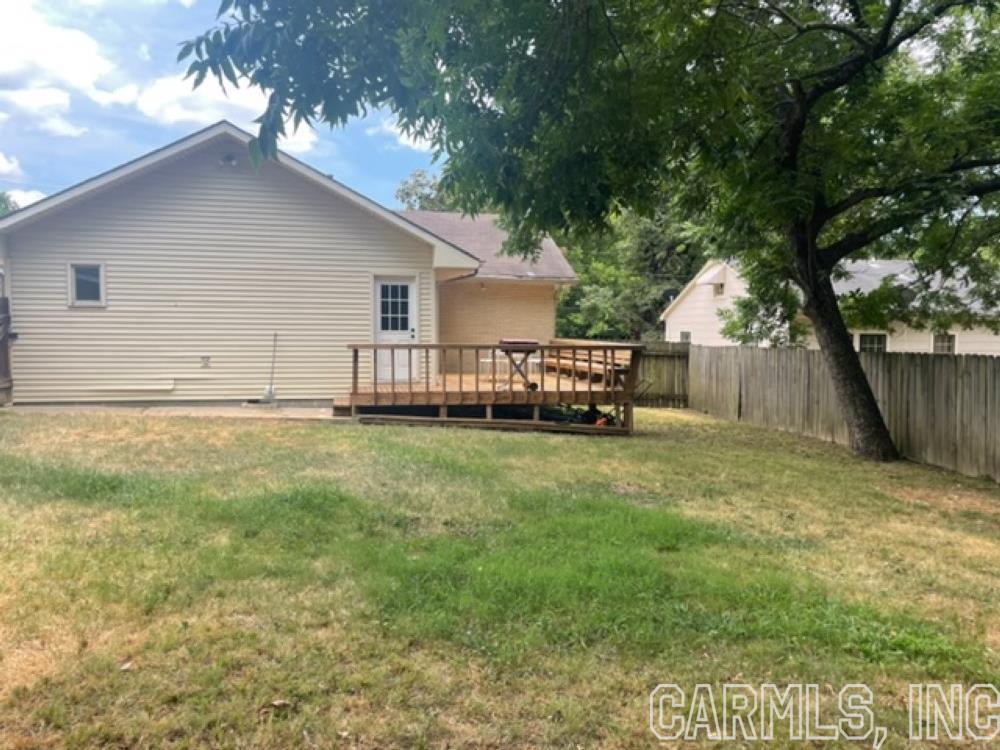 MAXFIELD WEST - Residential