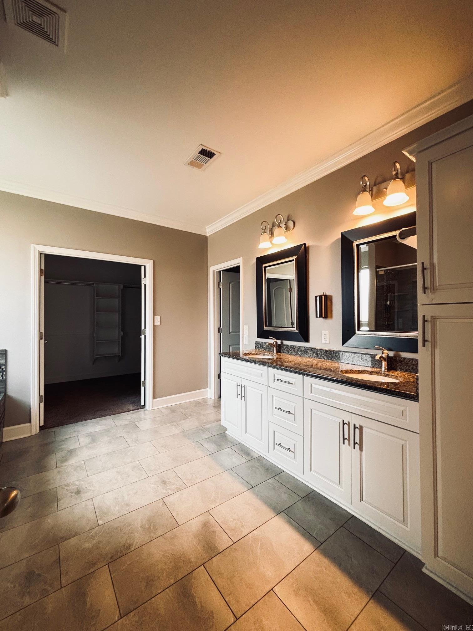 PLEASANT LAKE ESTATES - Residential