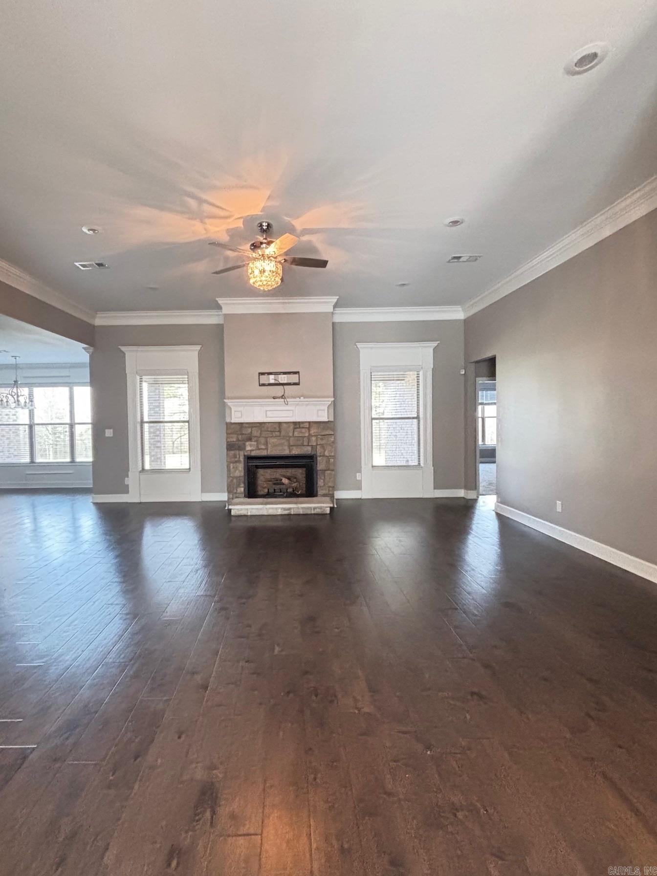 PLEASANT LAKE ESTATES - Residential