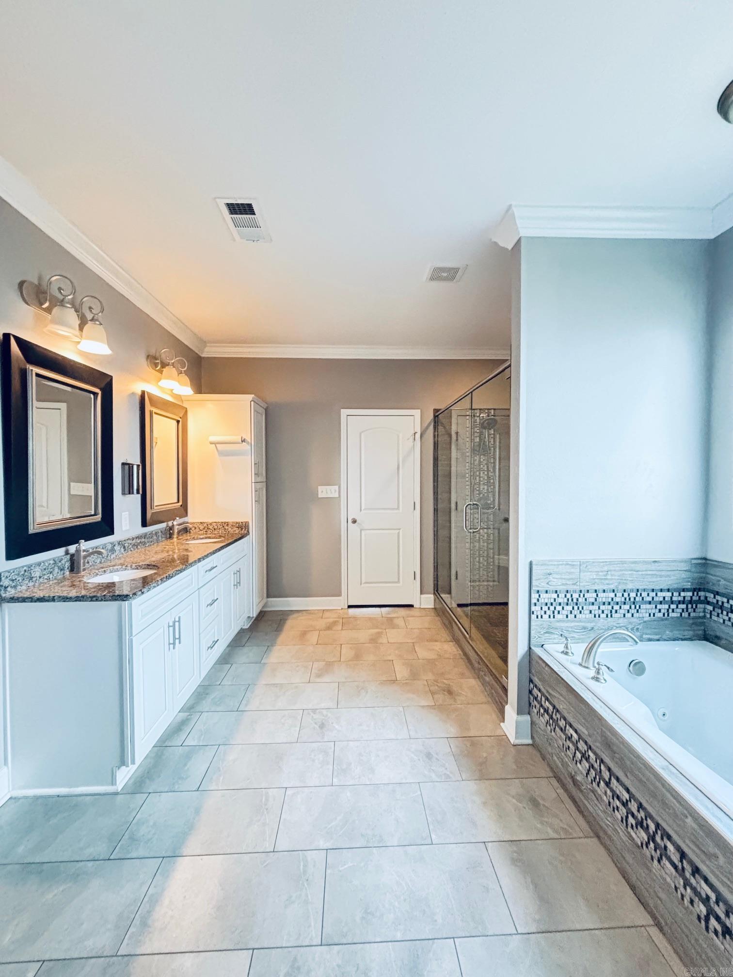 PLEASANT LAKE ESTATES - Residential