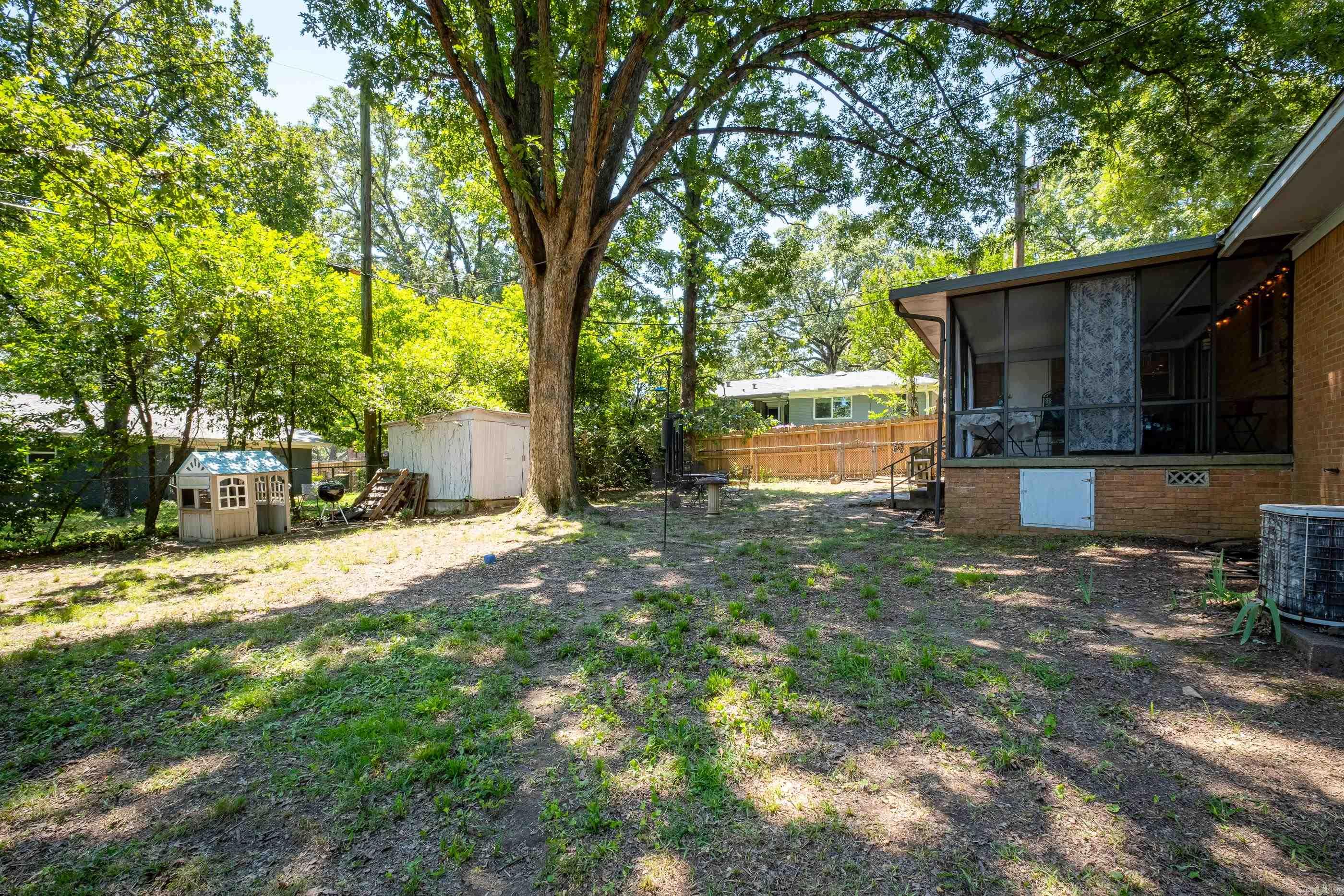 RIDGECREST MANOR - Residential