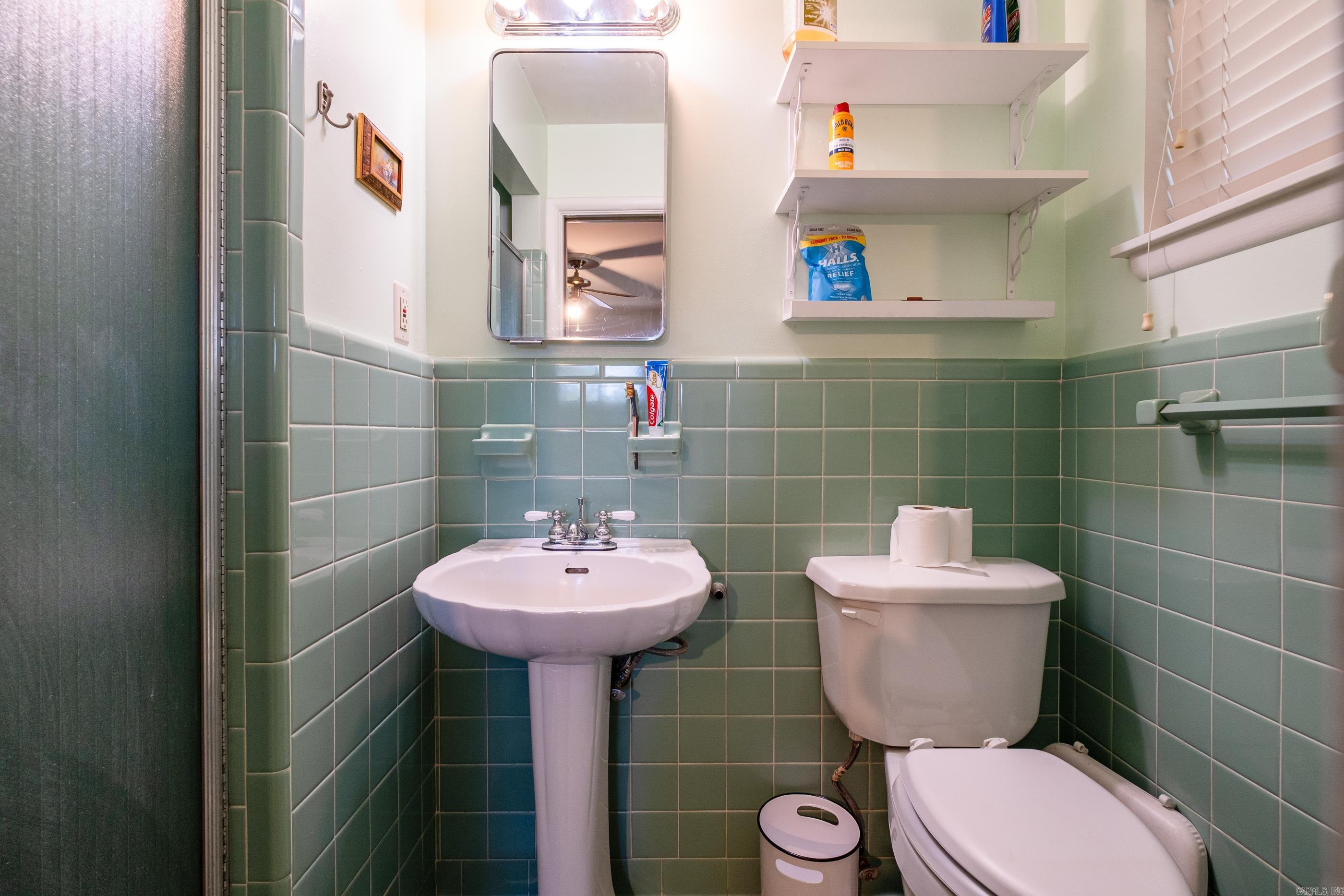 RIDGECREST MANOR - Residential