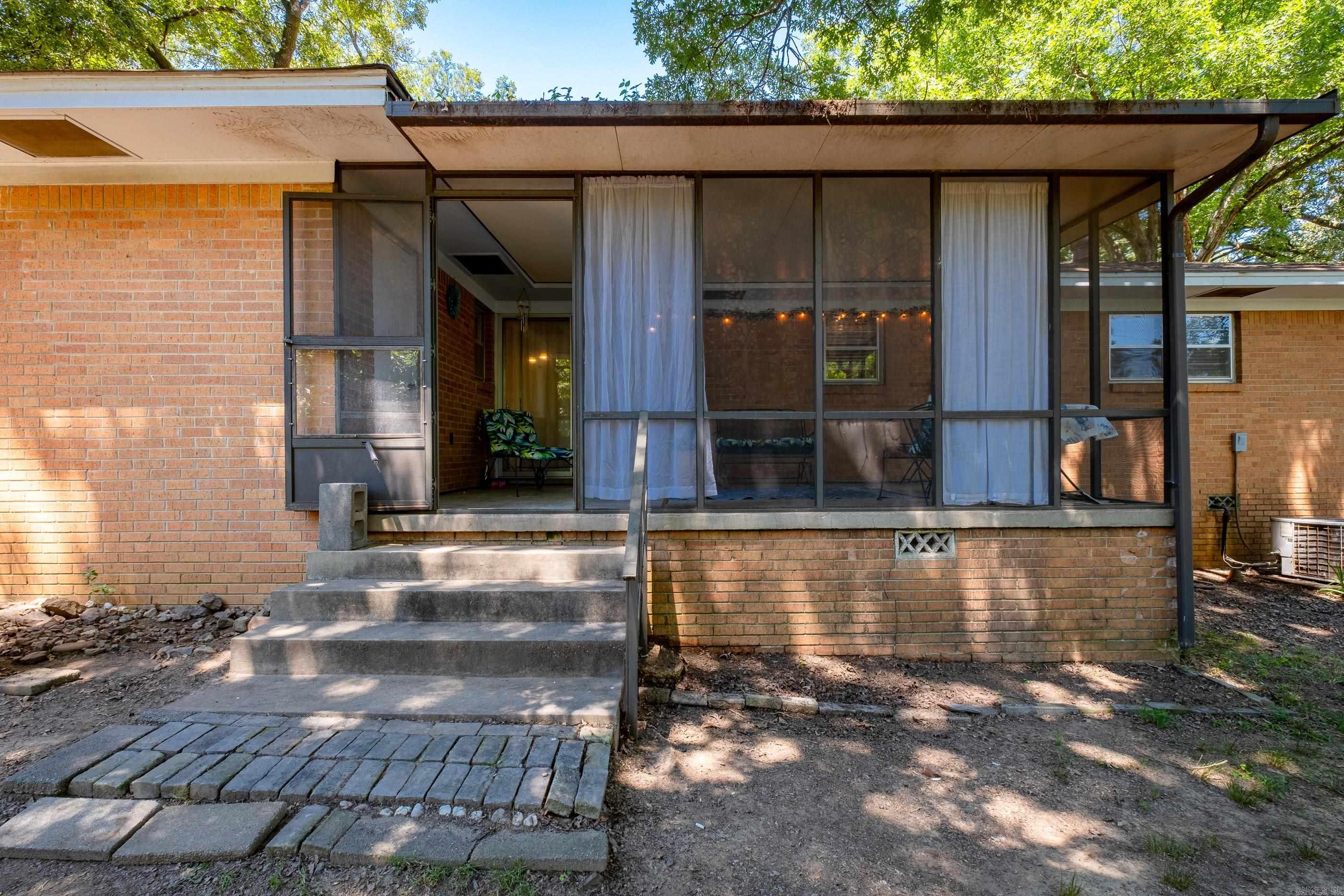 RIDGECREST MANOR - Residential