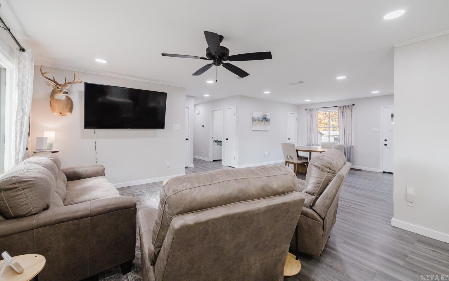 BLOOMFIELD HILLS - Residential