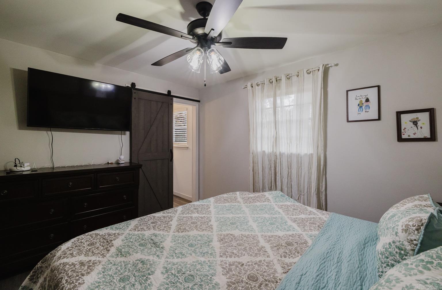 BLOOMFIELD HILLS - Residential