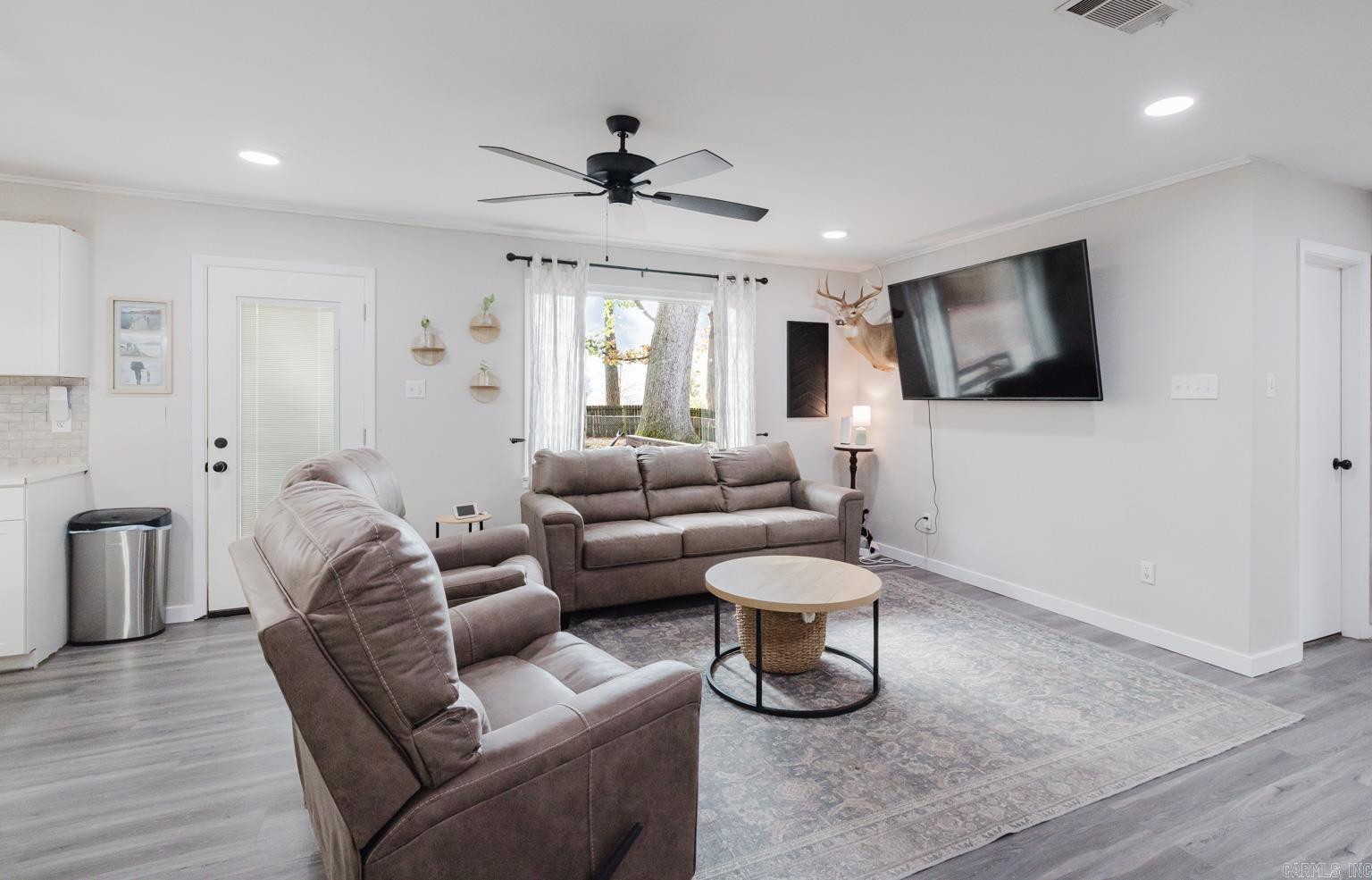 BLOOMFIELD HILLS - Residential