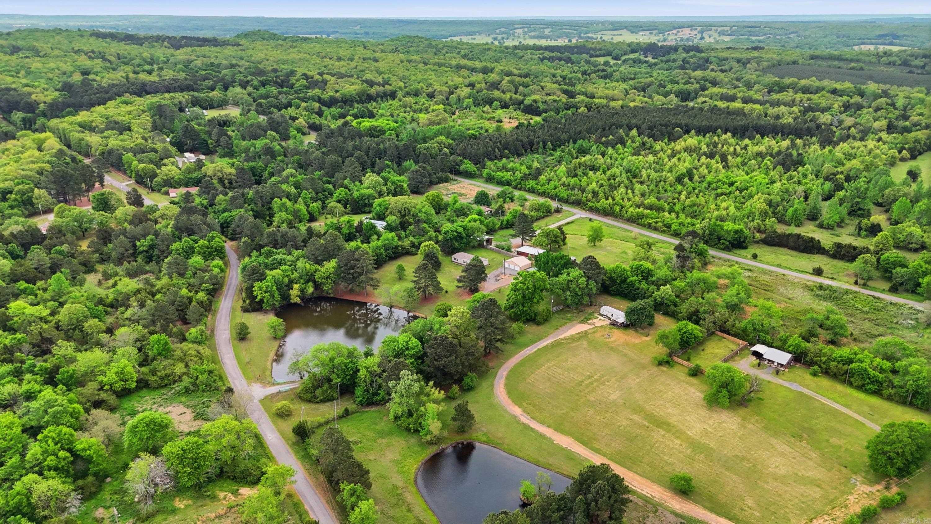 HOLLAND HILLS - Residential