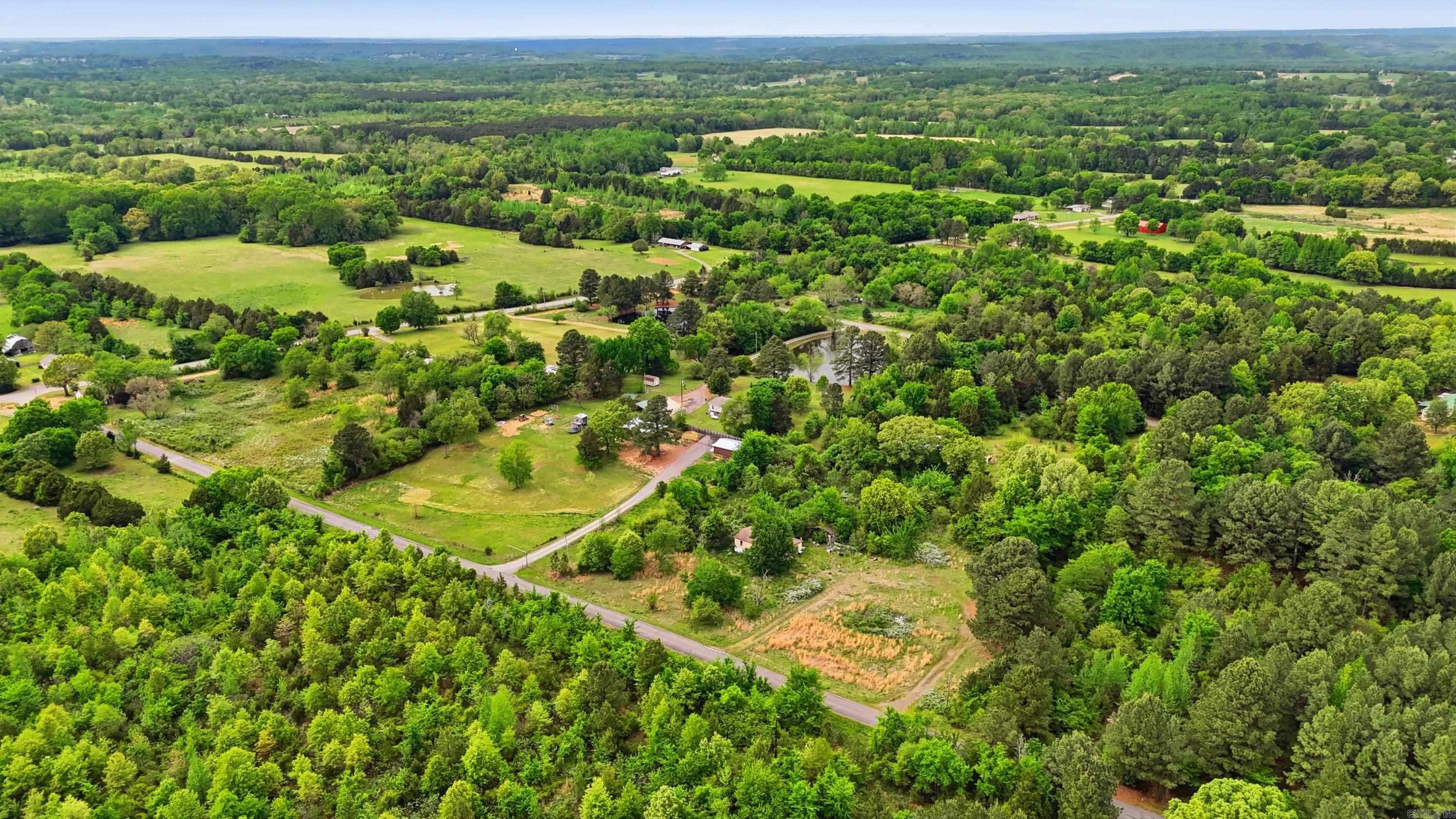 HOLLAND HILLS - Residential