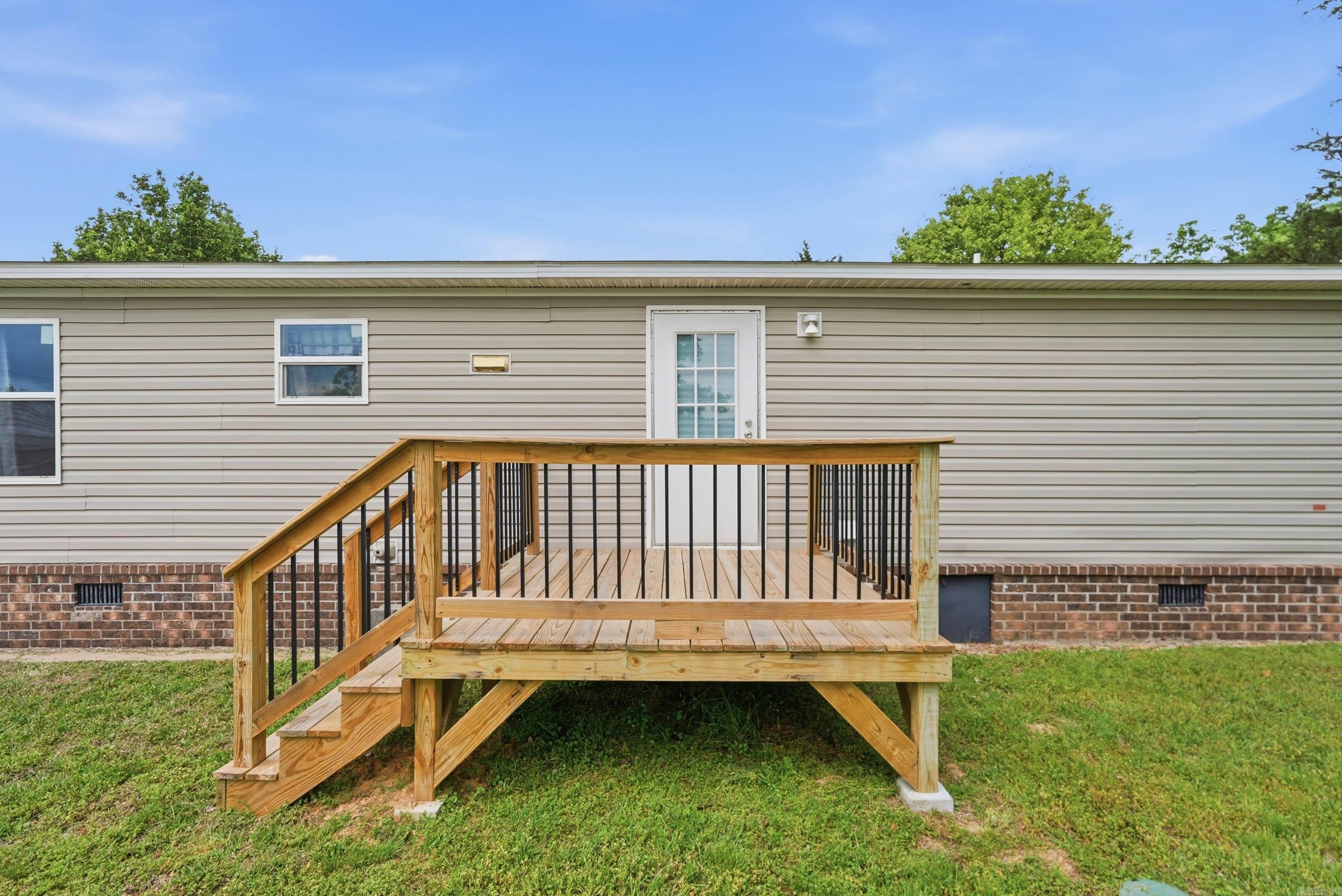 HOLLAND HILLS - Residential