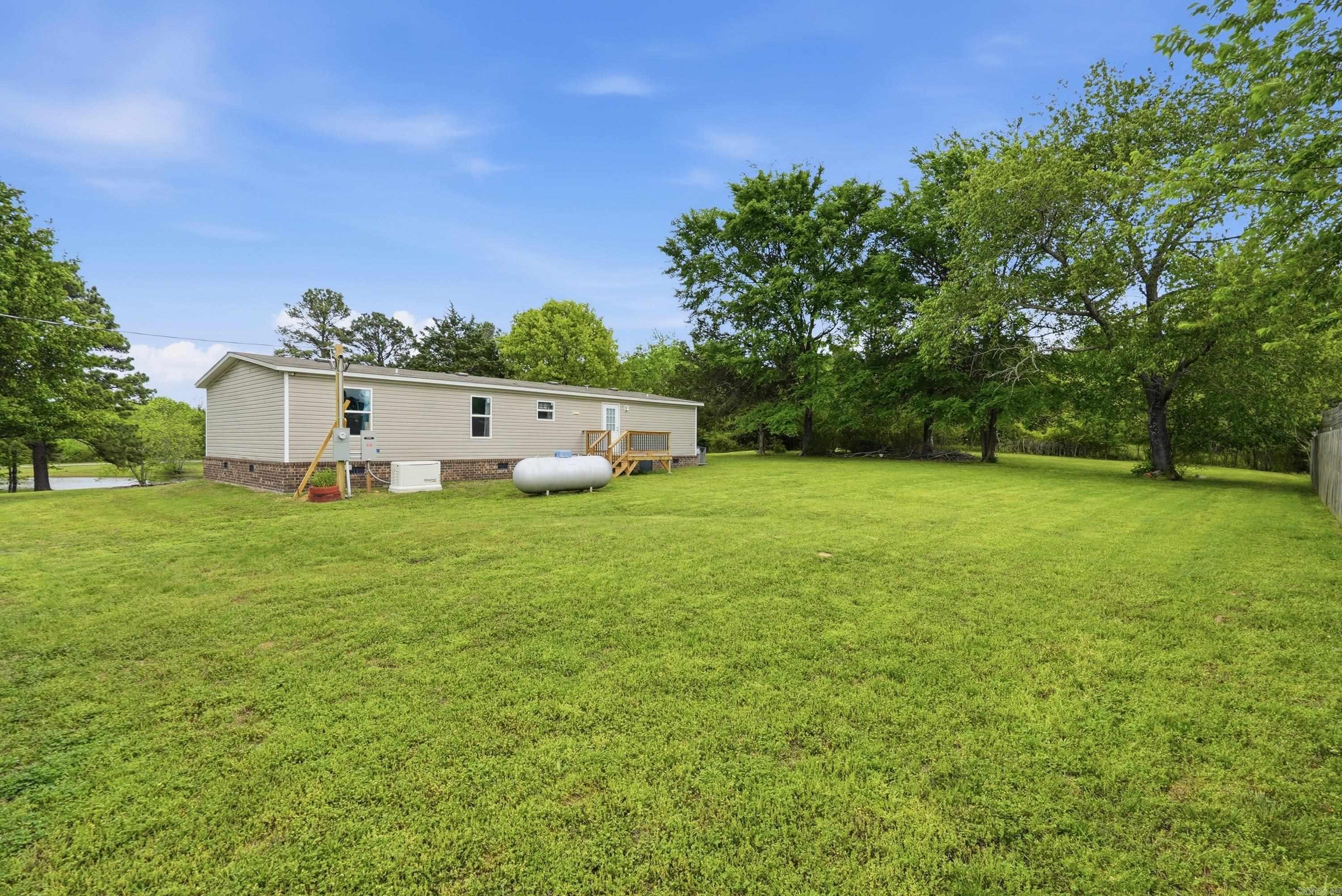 HOLLAND HILLS - Residential