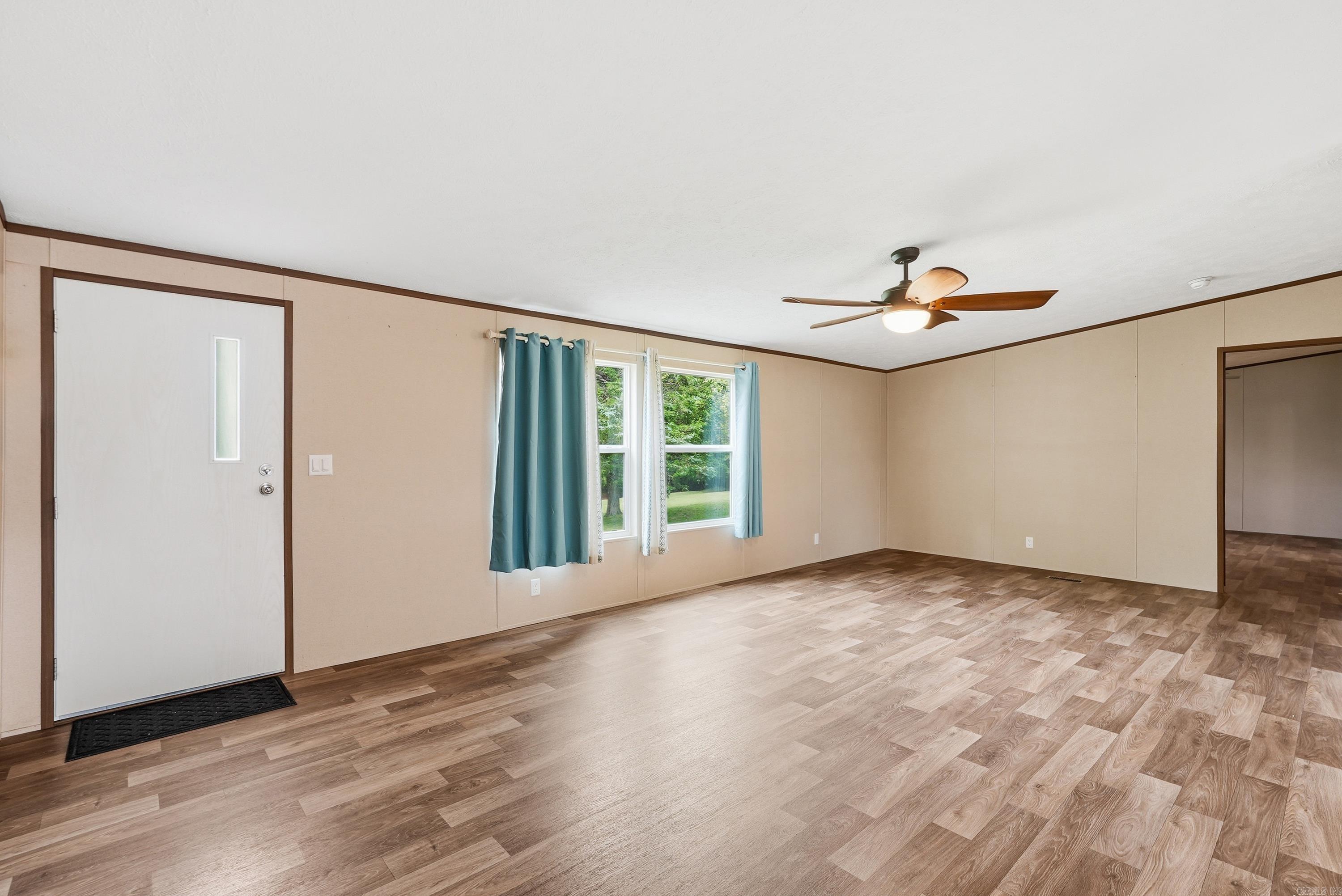 HOLLAND HILLS - Residential