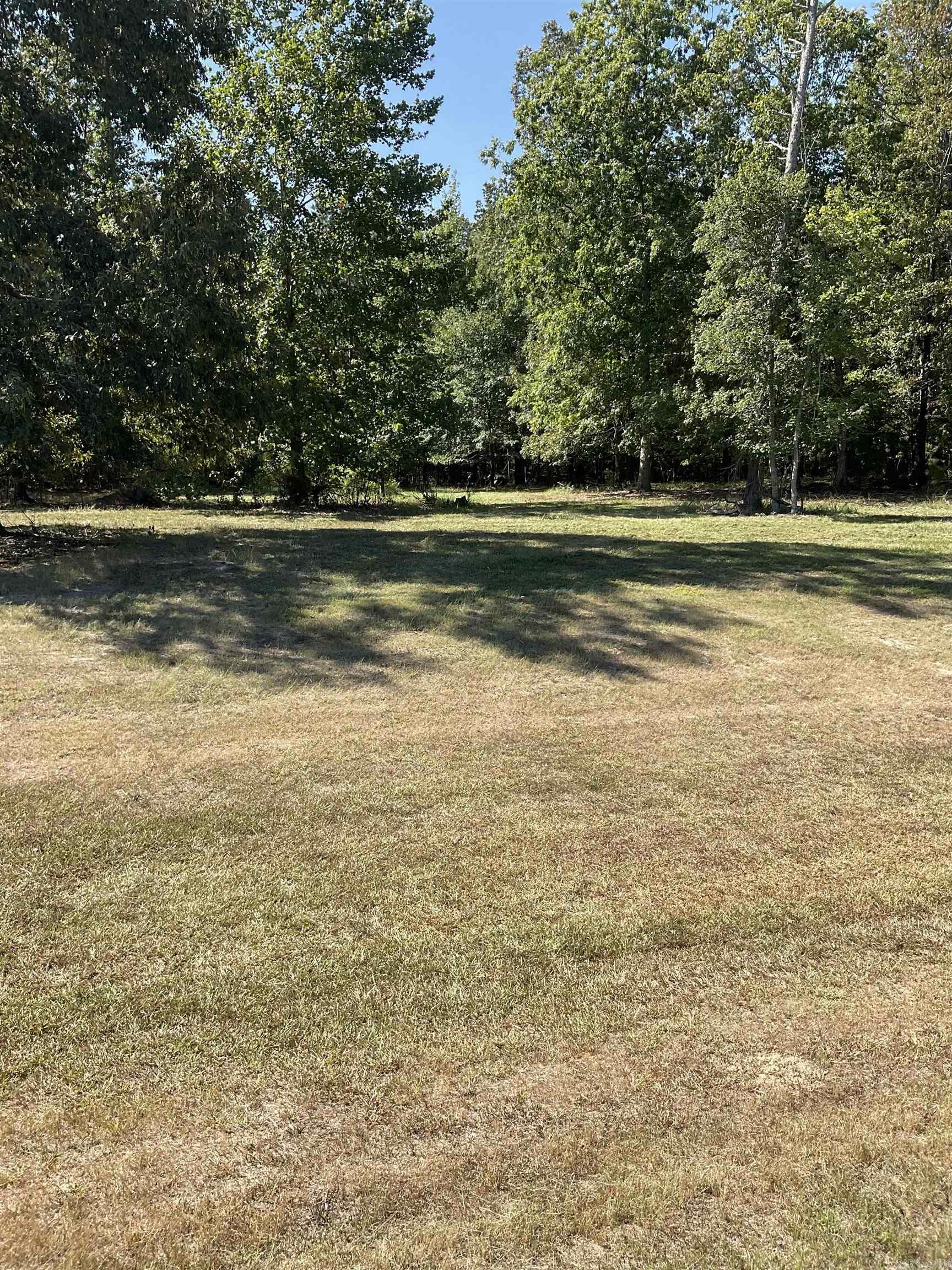 Country Estates - Land