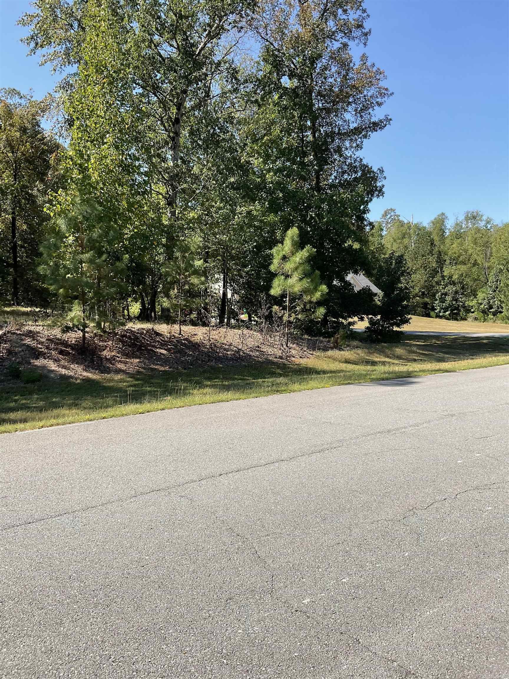 Country Estates - Land