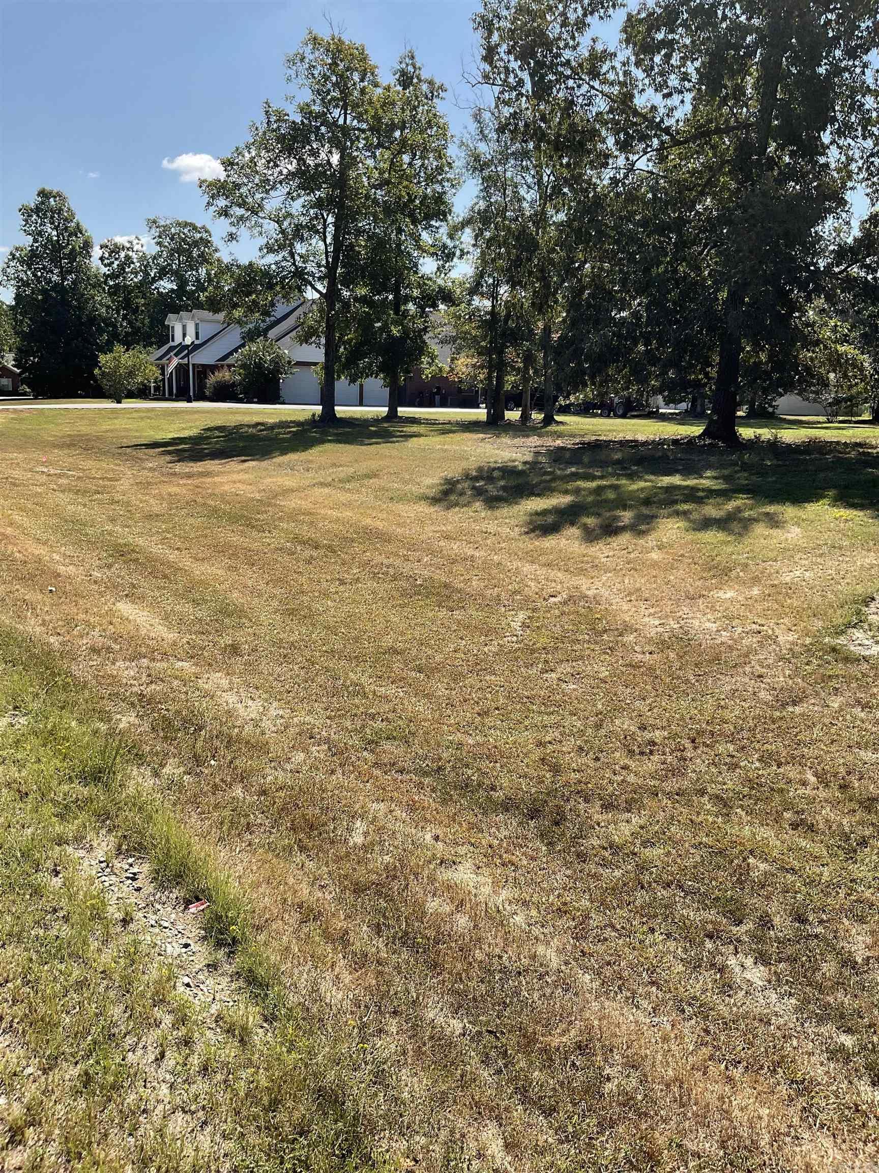 Country Estates - Land