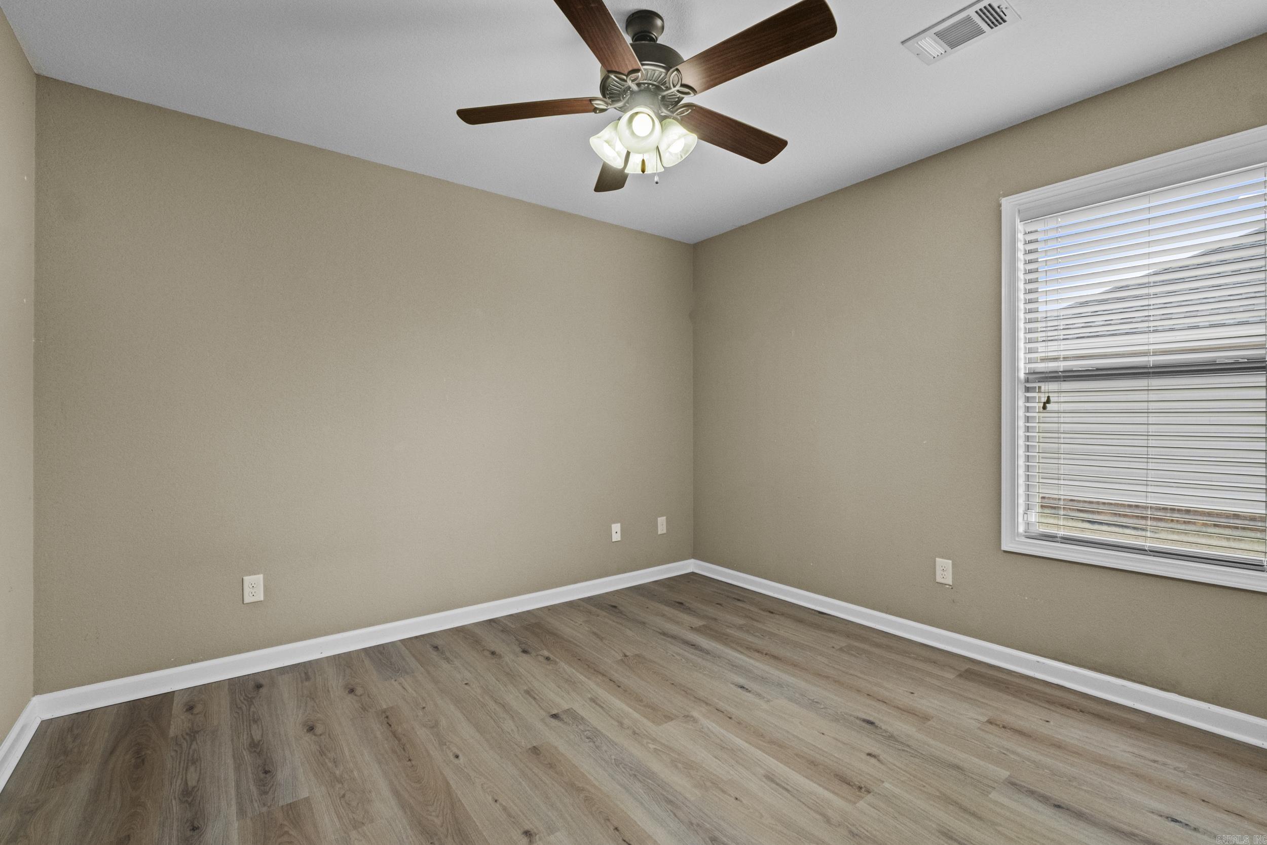 CROSS CREEK - Residential