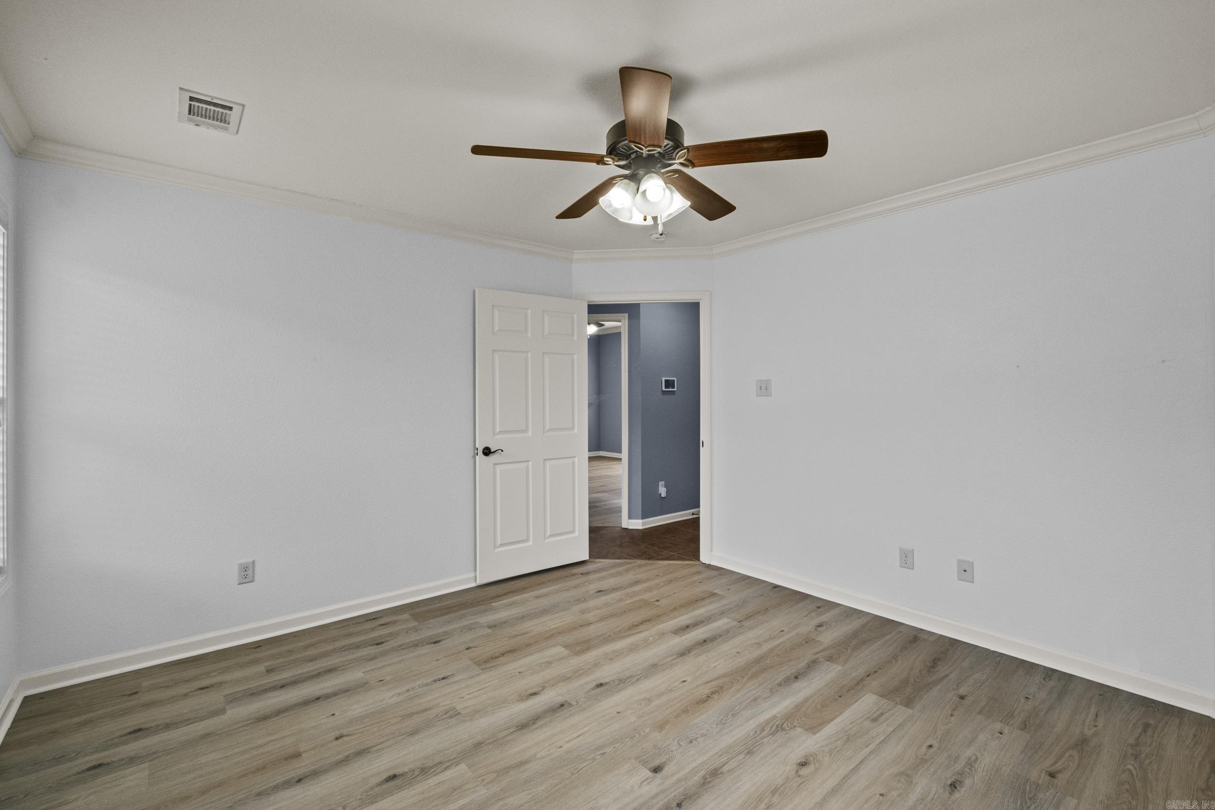 CROSS CREEK - Residential