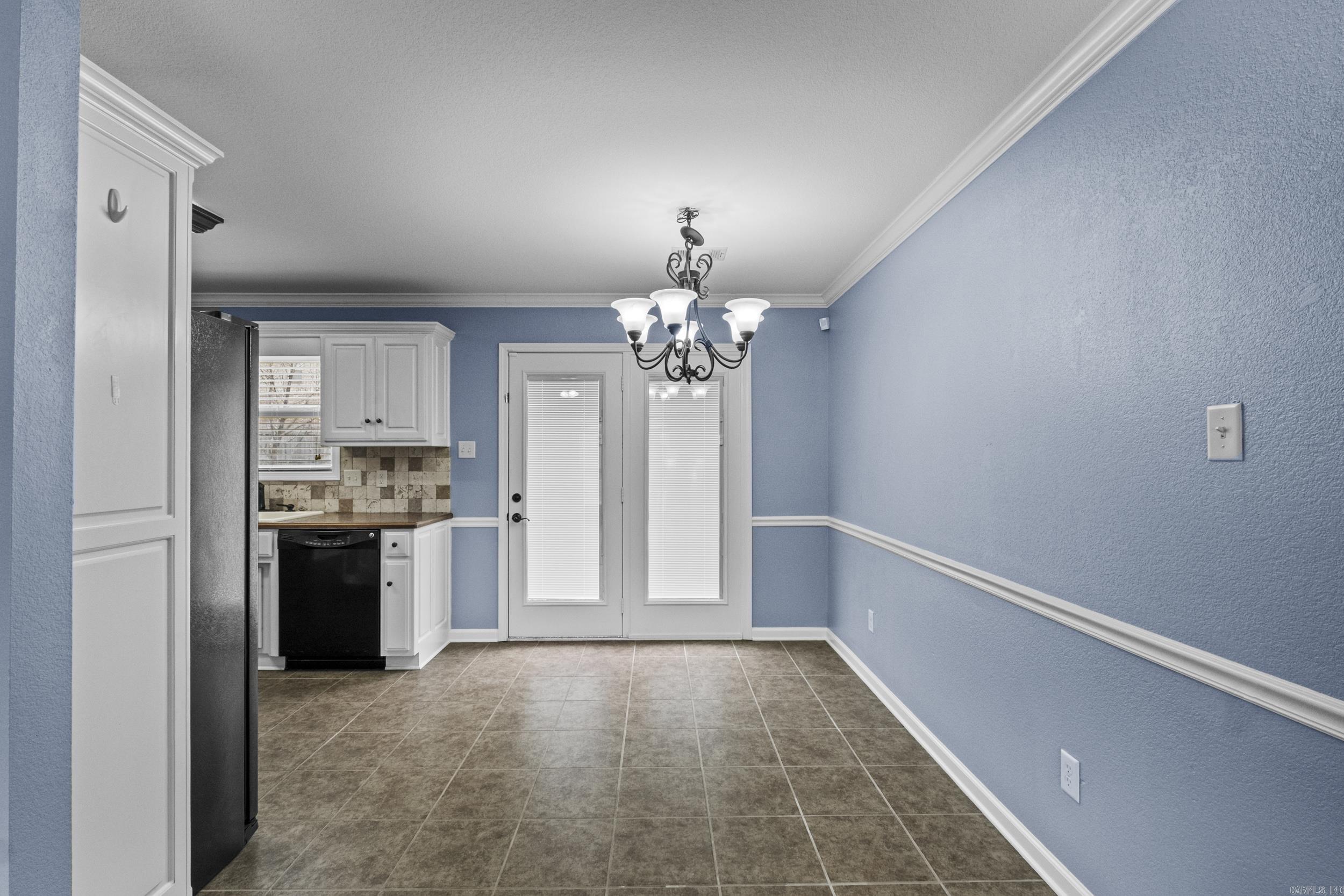 CROSS CREEK - Residential