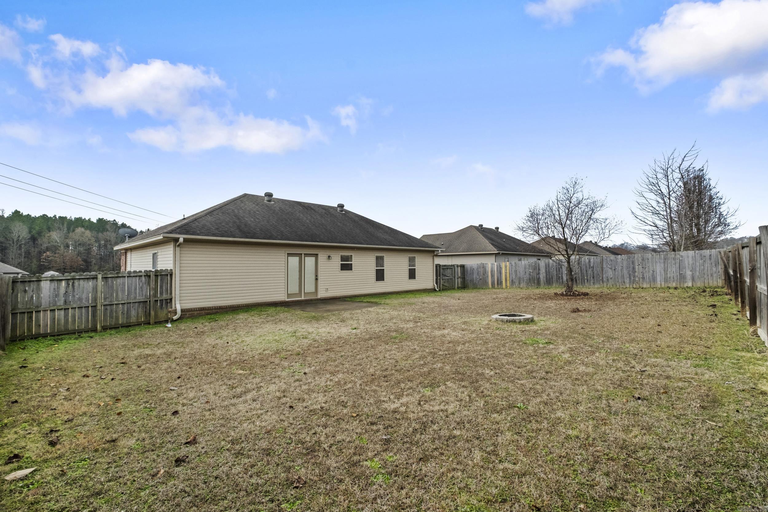 CROSS CREEK - Residential