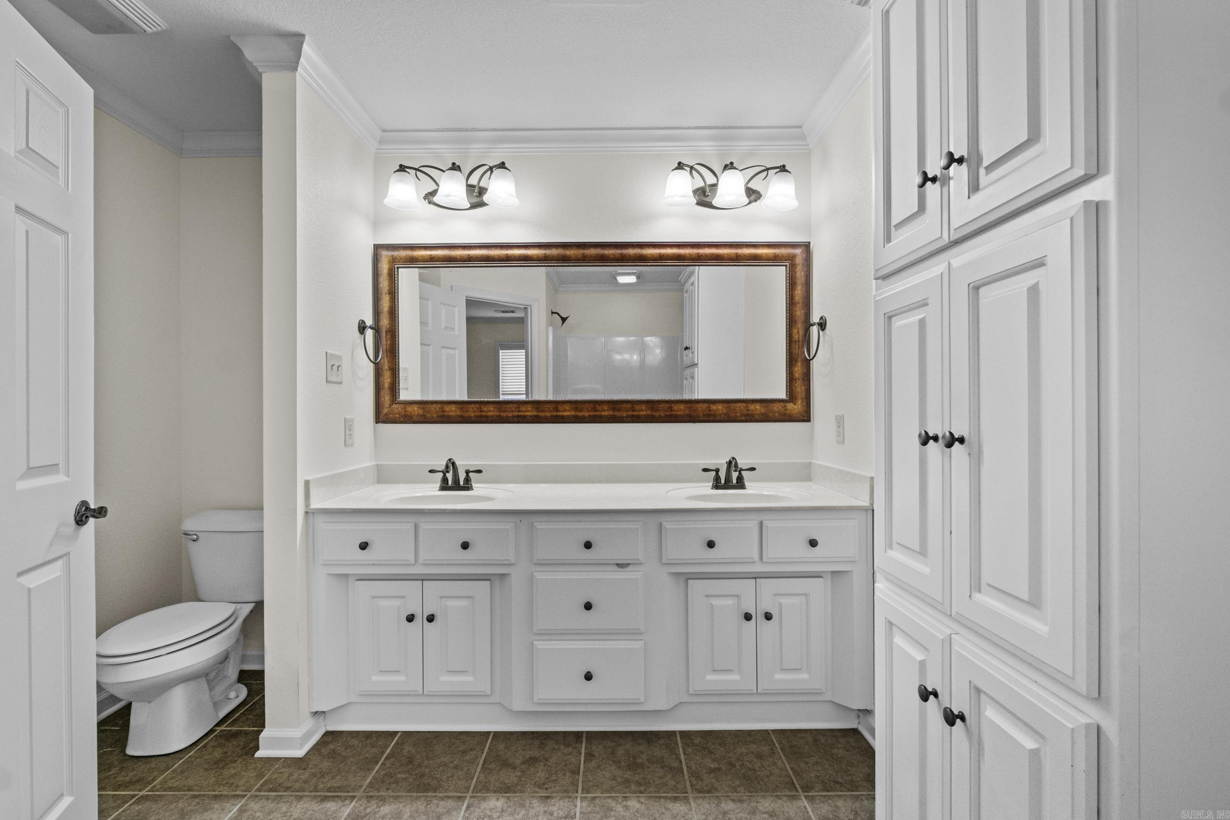 CROSS CREEK - Residential