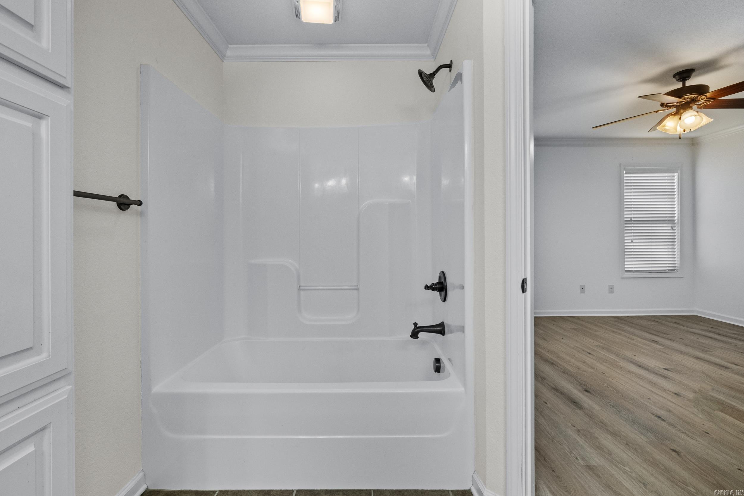 CROSS CREEK - Residential