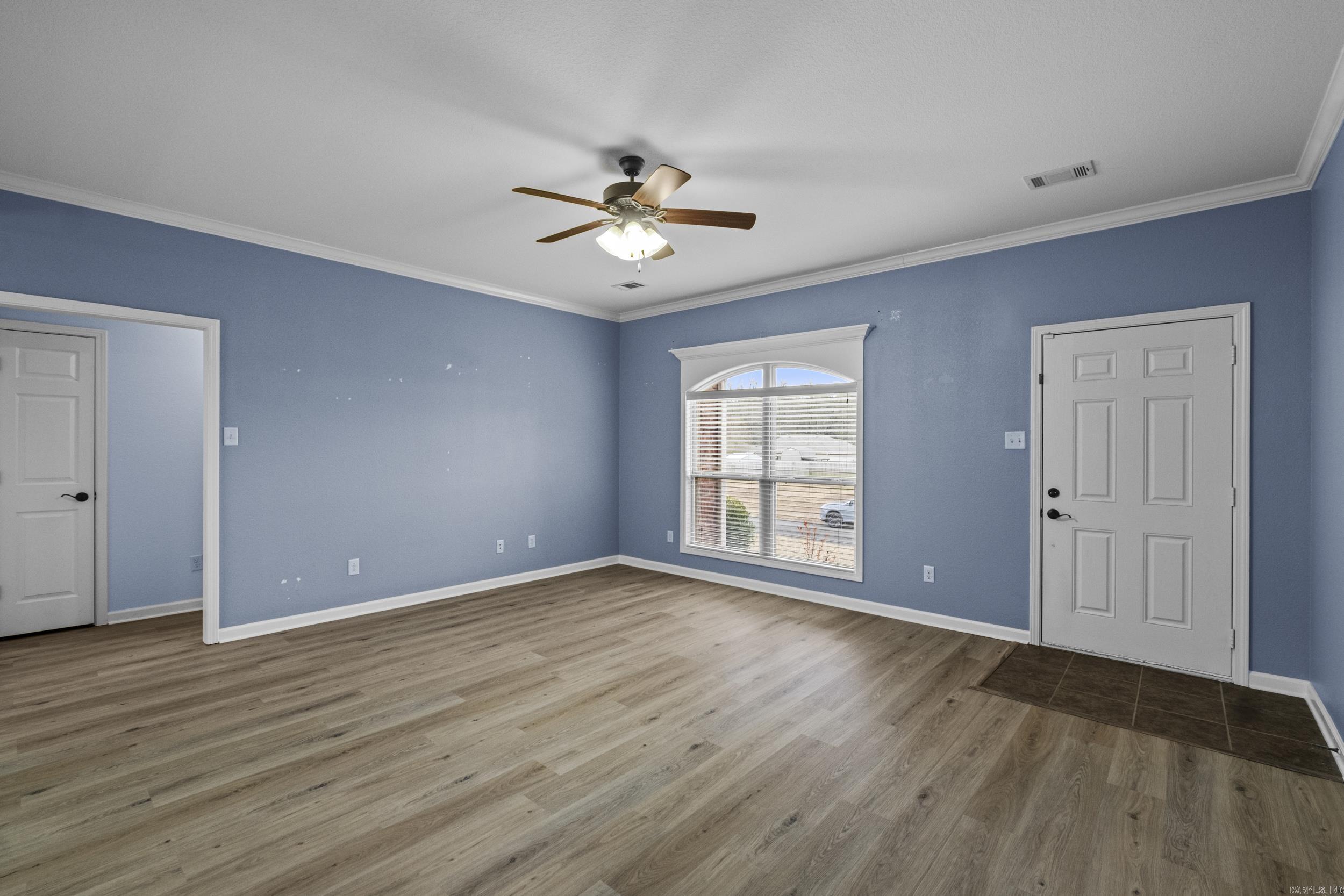 CROSS CREEK - Residential