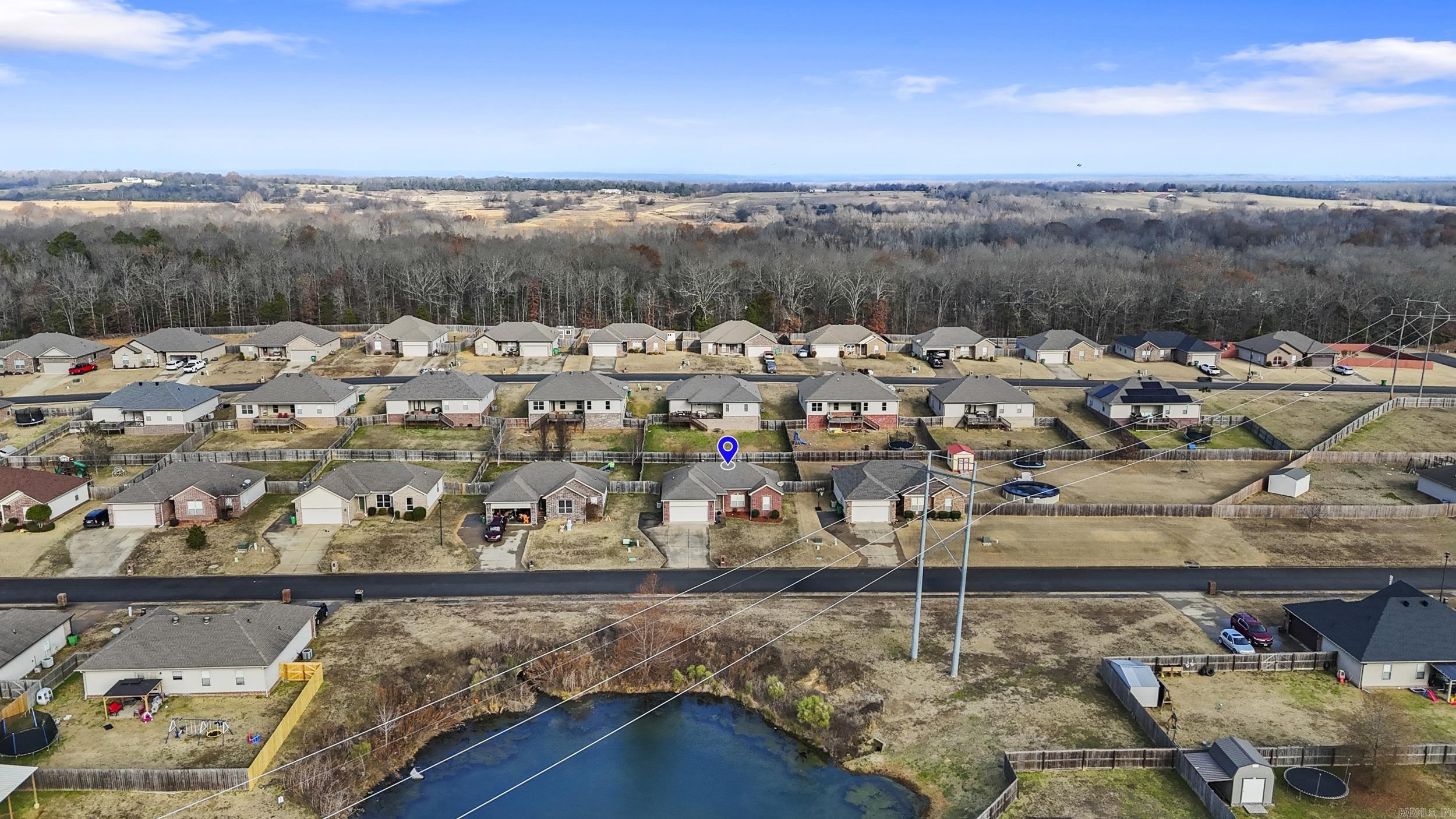 CROSS CREEK - Residential