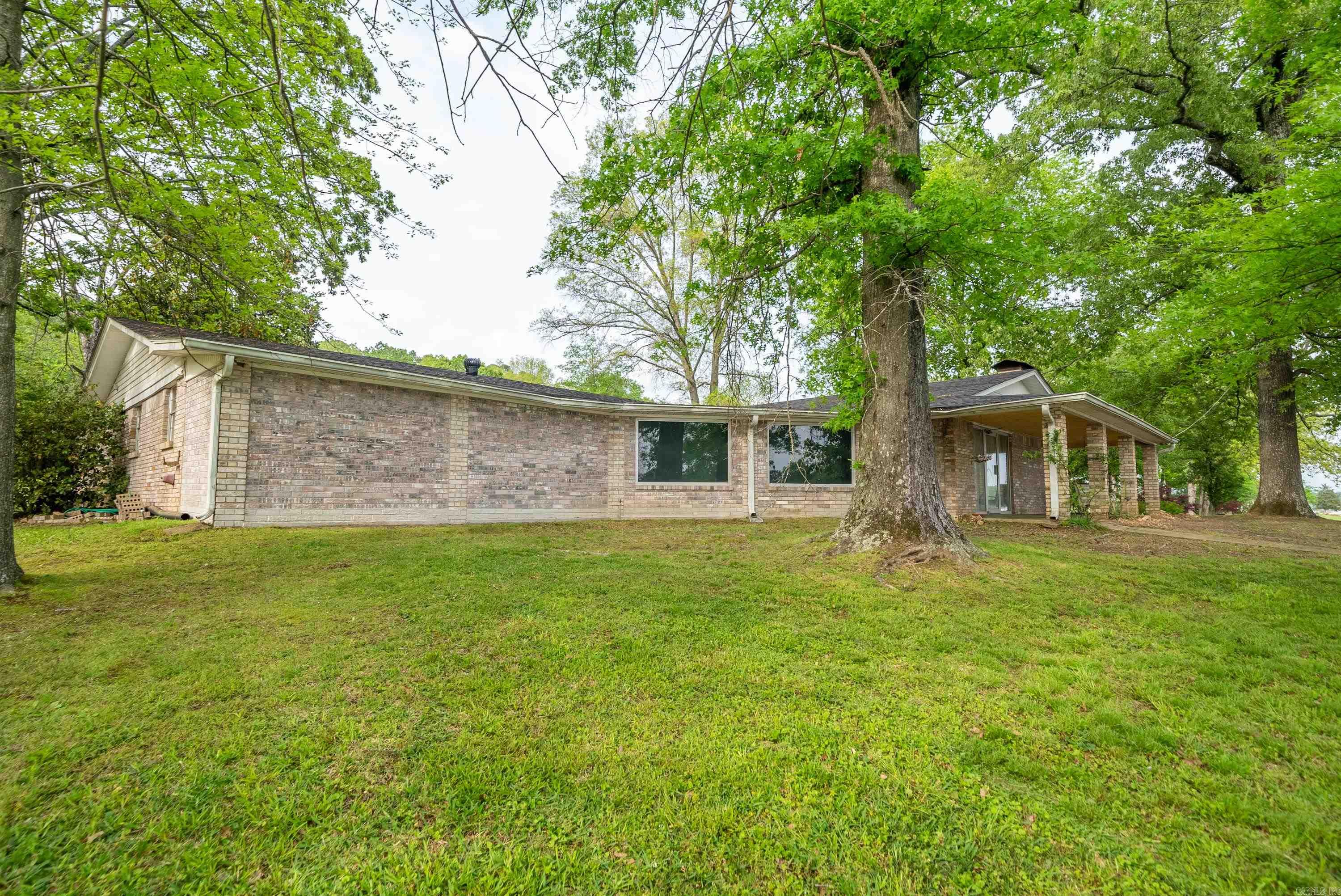 ARZELLA ACRES - Residential