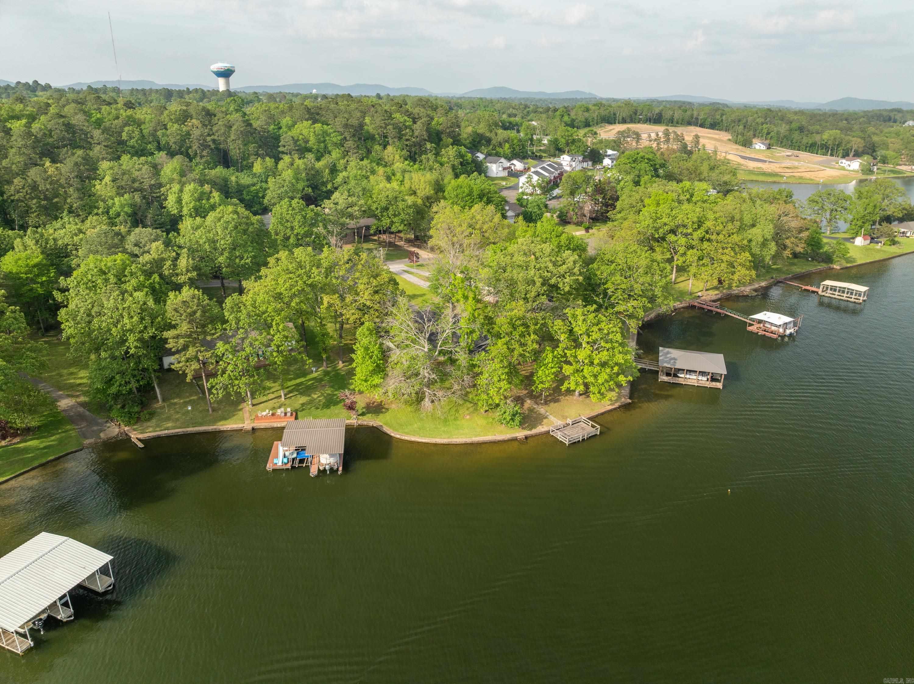 ARZELLA ACRES - Residential