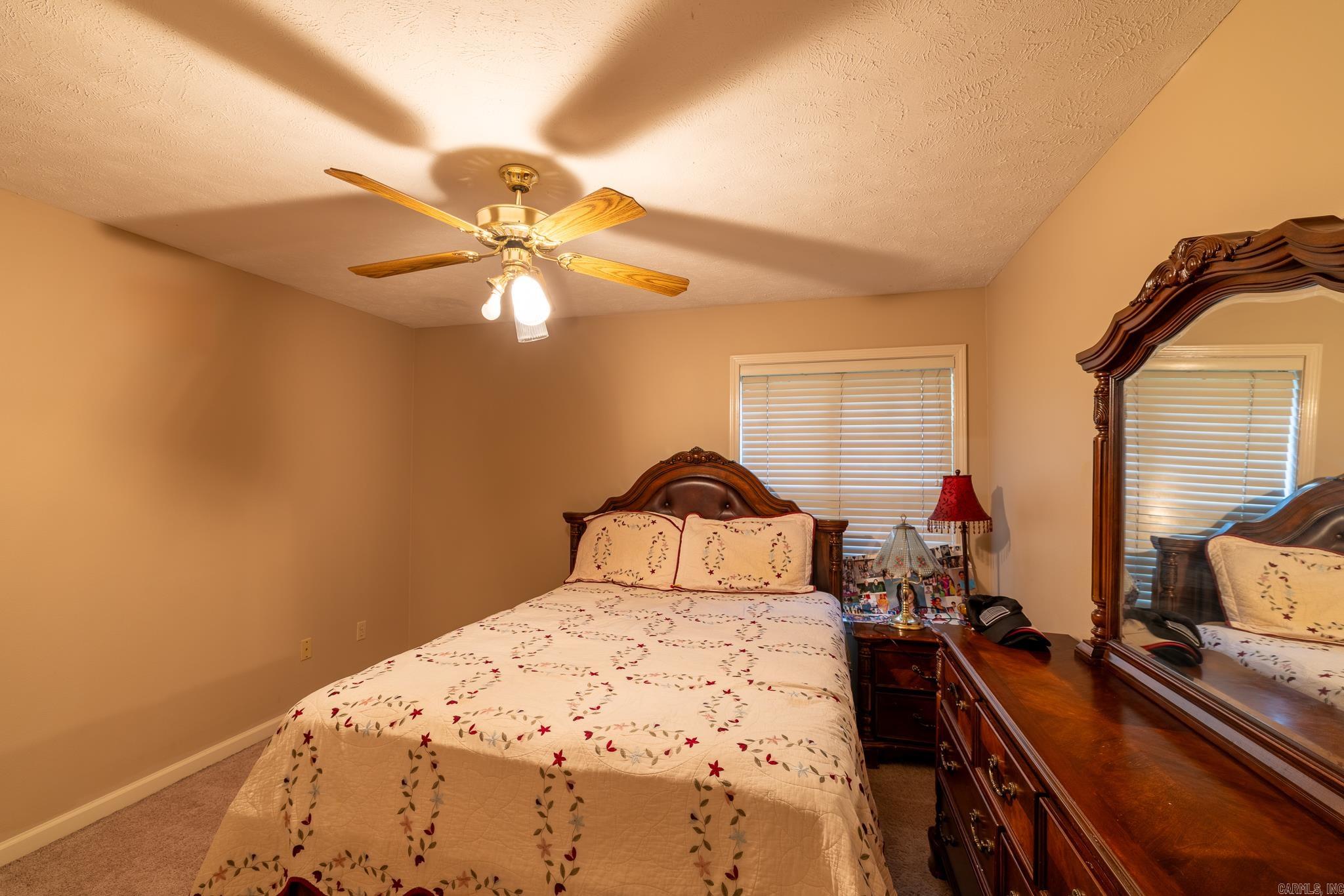 Royal Oaks - Residential