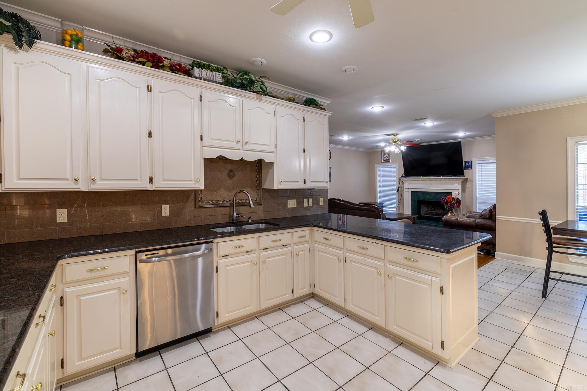 Royal Oaks - Residential