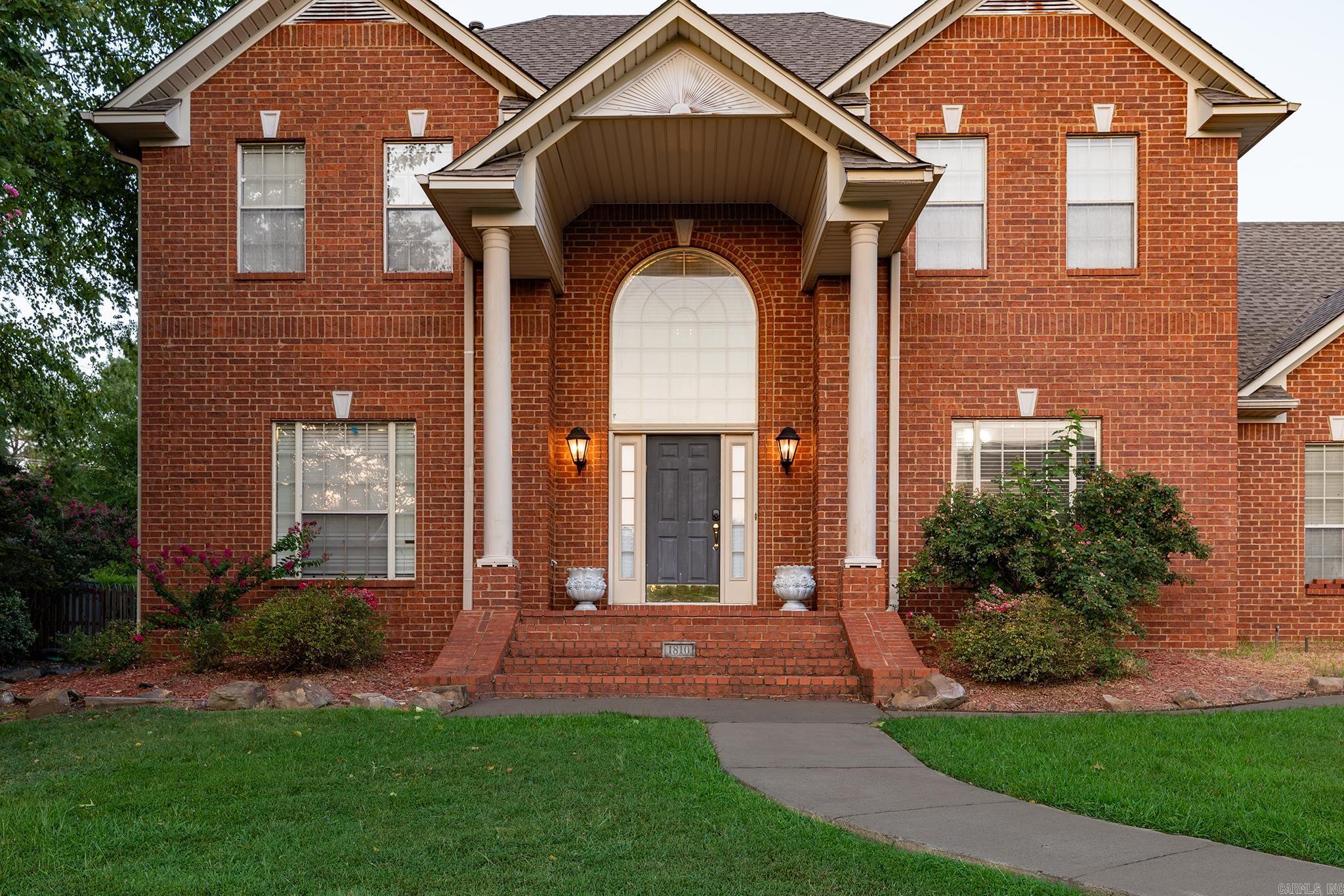 Royal Oaks - Residential