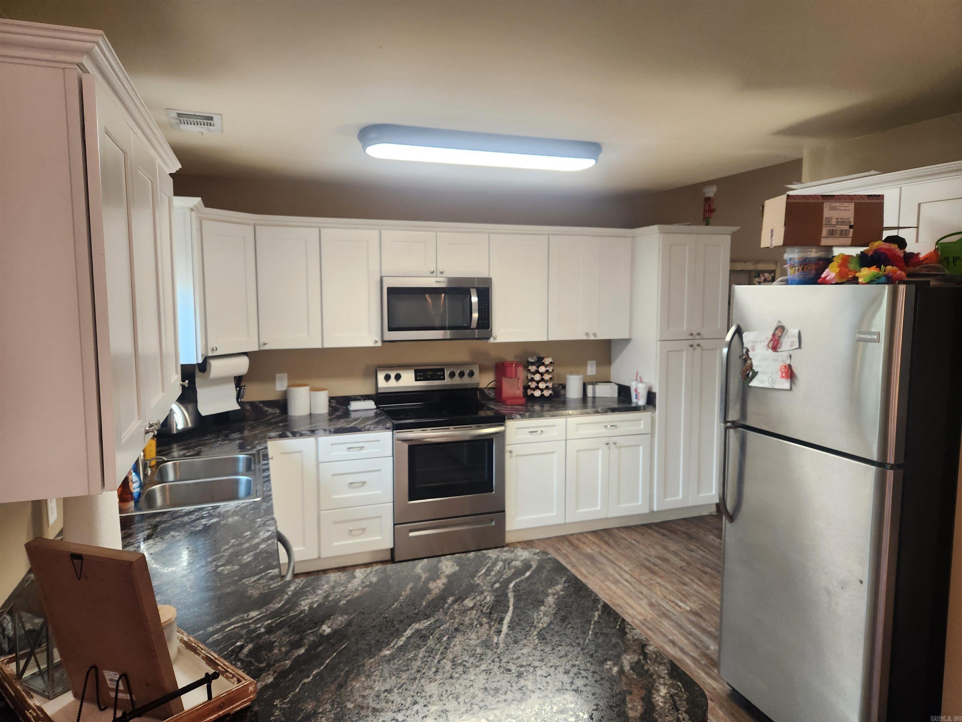 Stone Gate - Residential