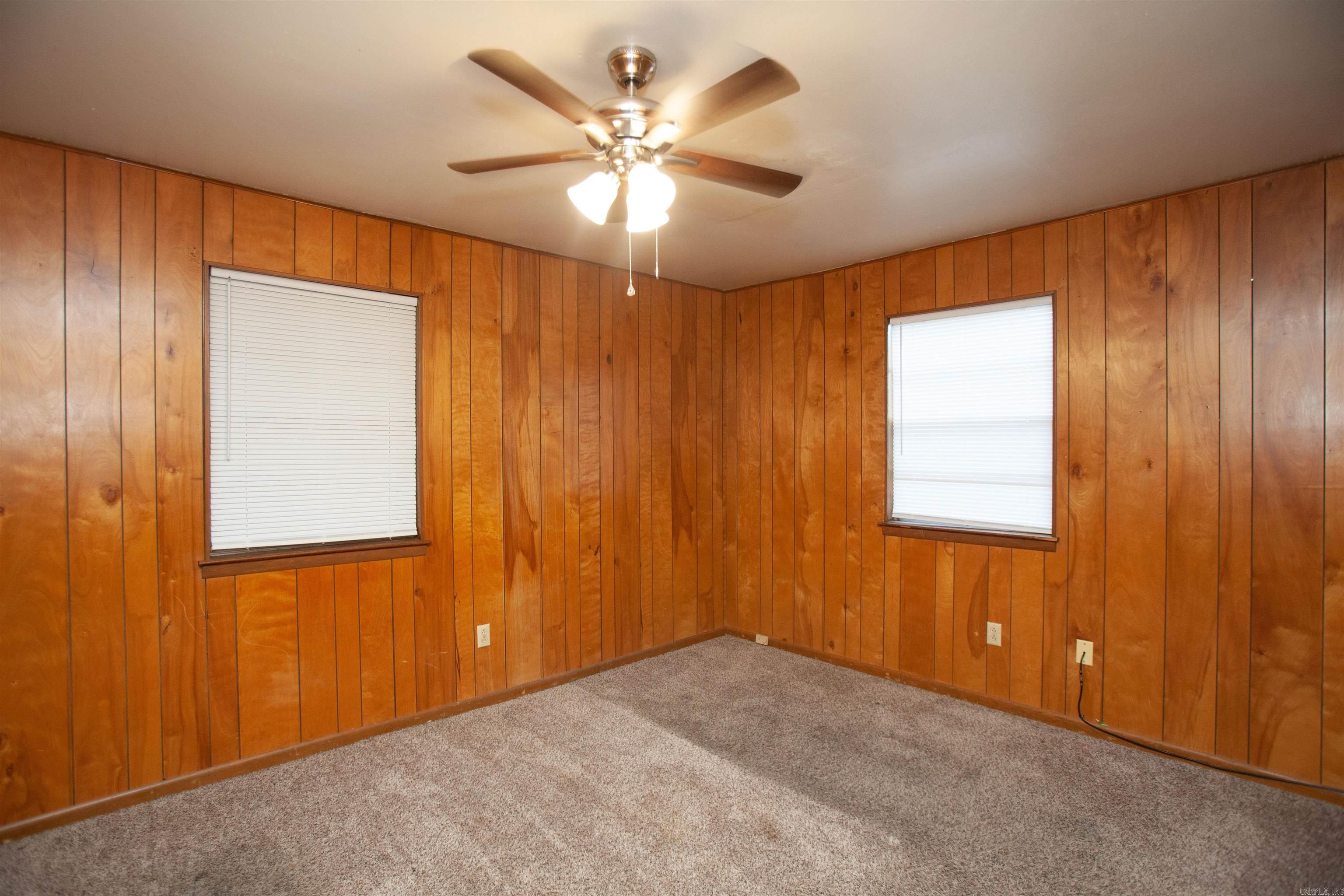 BELWOOD ADDN - Residential Lease